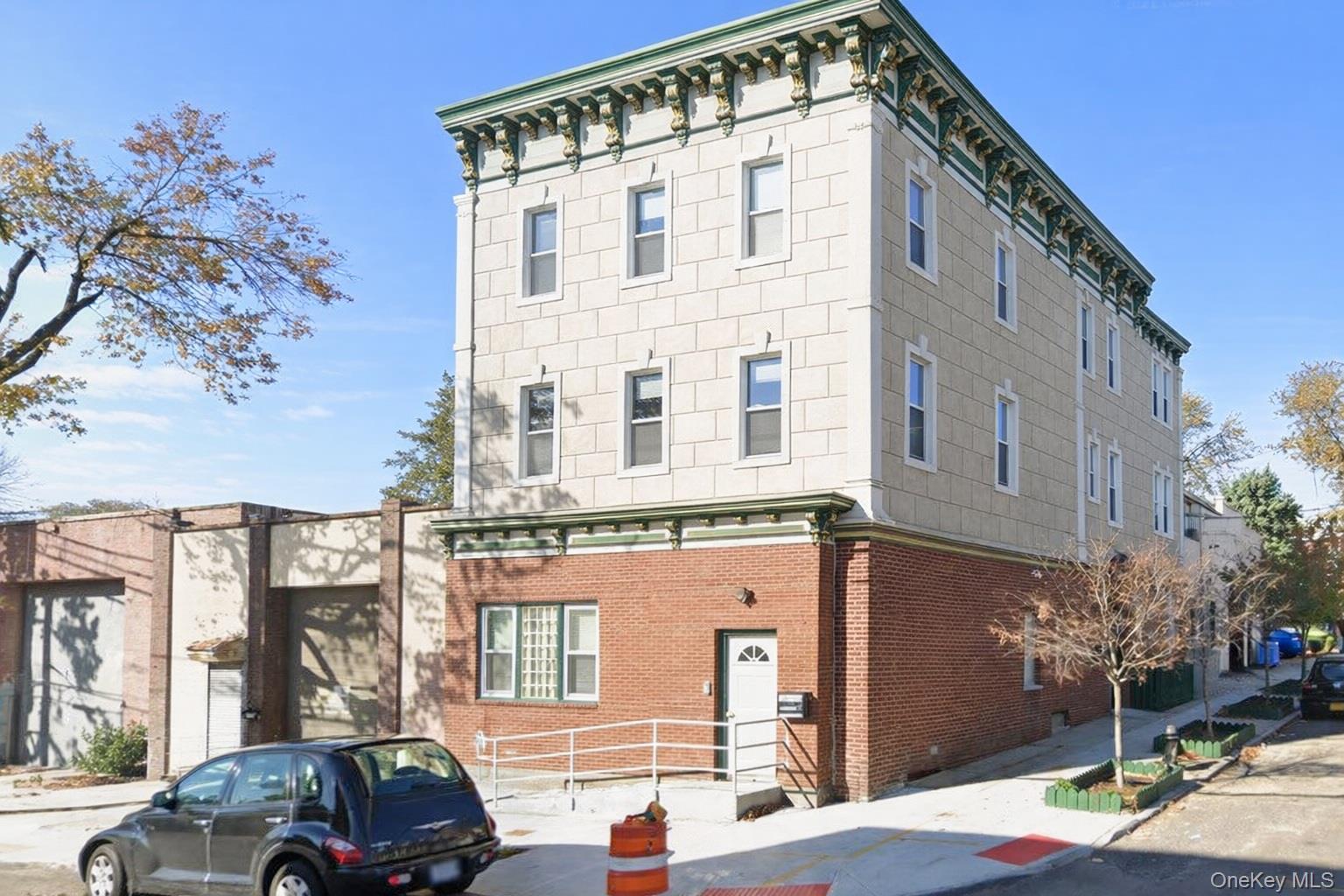 12417 18th Avenue Office Property Photo 1