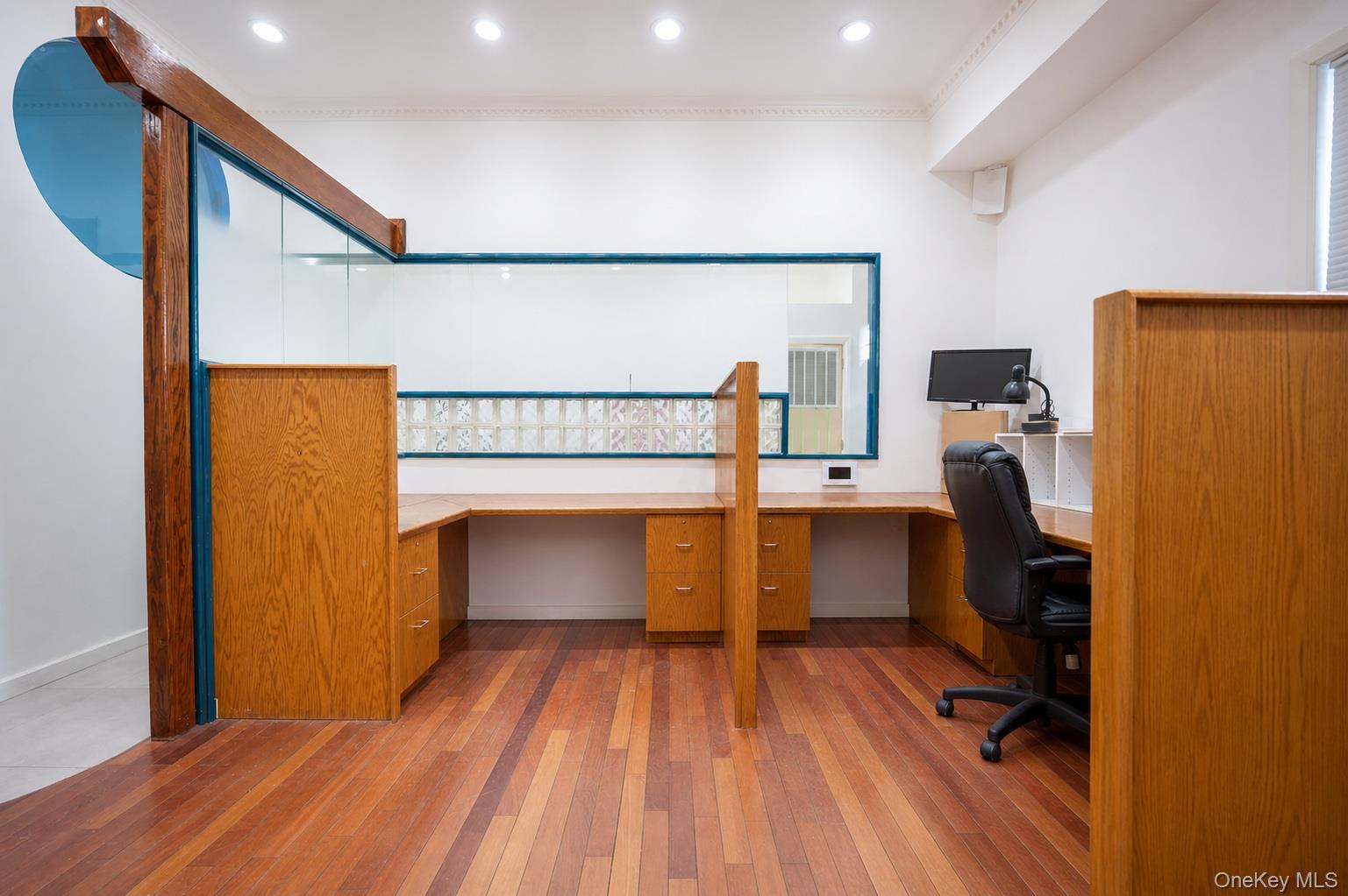 12417 18th Avenue Office Property Photo 4