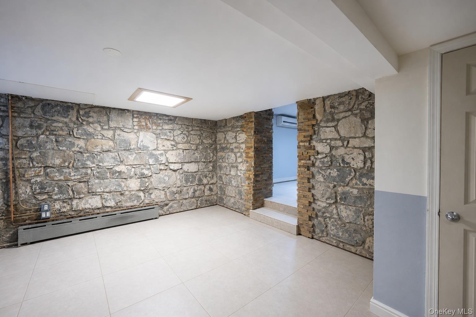 12417 18th Avenue Office Property Photo 8