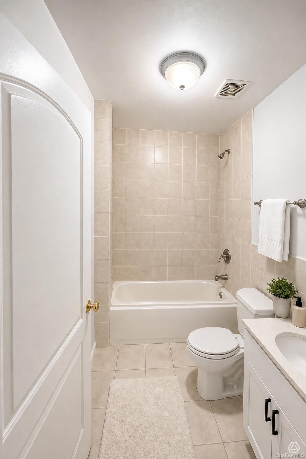 2266 Seward Avenue Property Photo 11