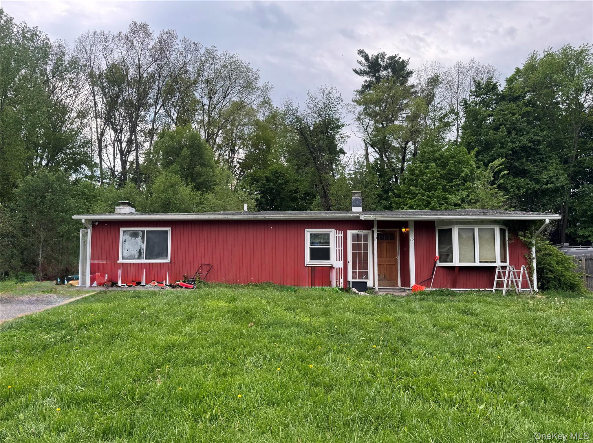 12 Park Circle Property Photo 1