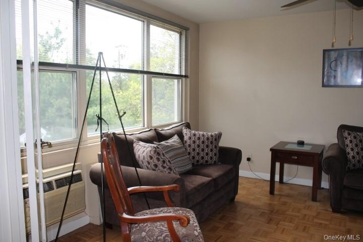 12 Old Mamaroneck Road 7k Property Photo 2