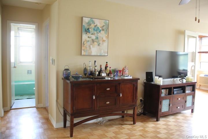 12 Old Mamaroneck Road 7k Property Photo 5