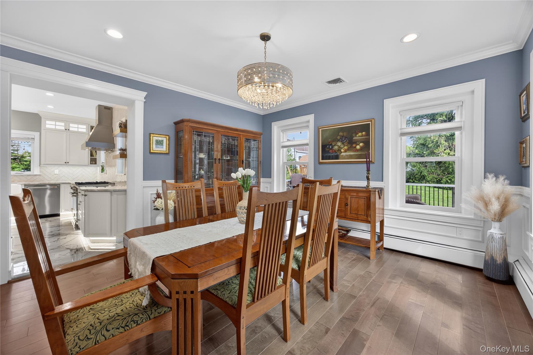 109 W Park Avenue Property Photo 18