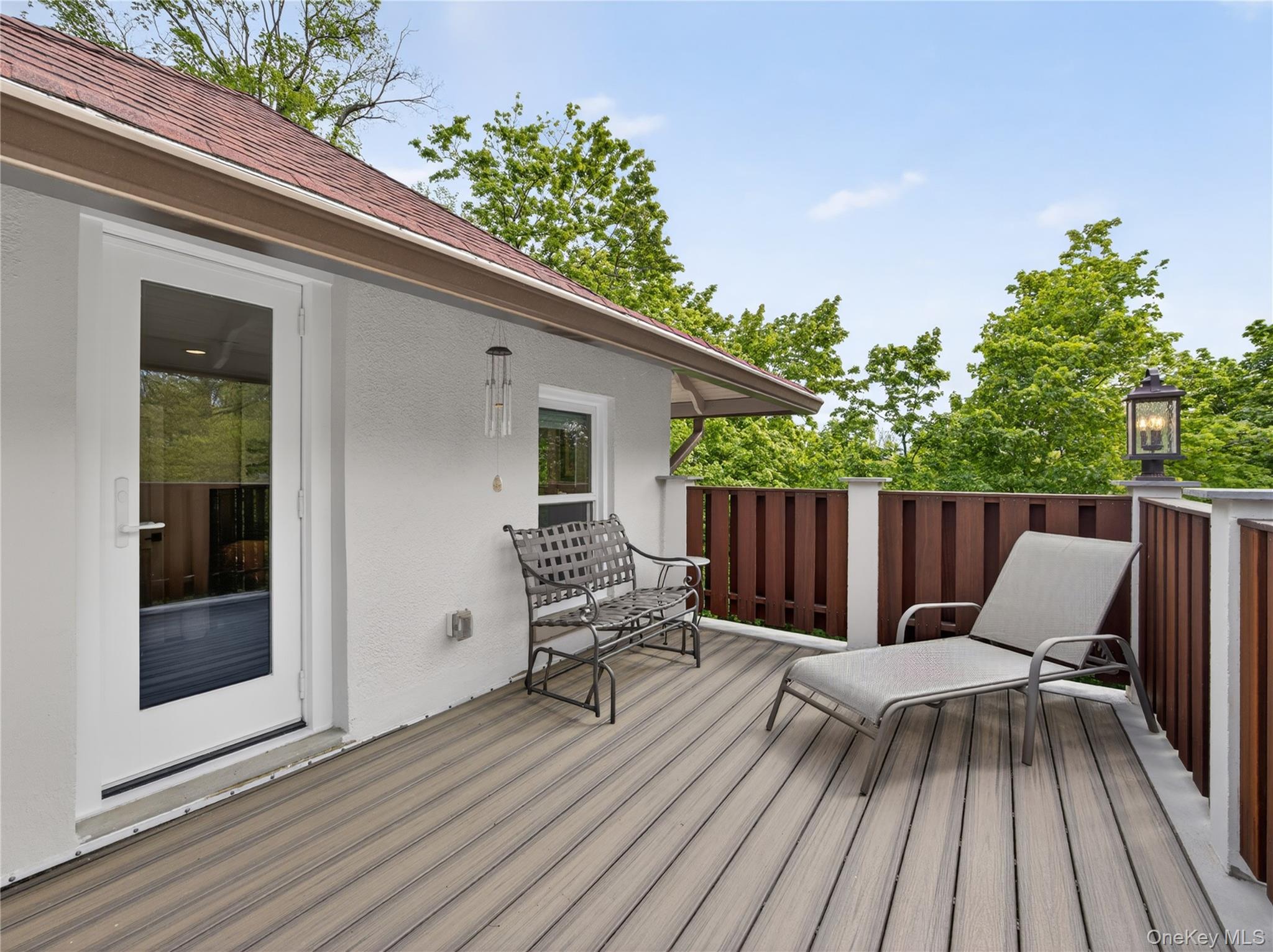 109 W Park Avenue Property Photo 25