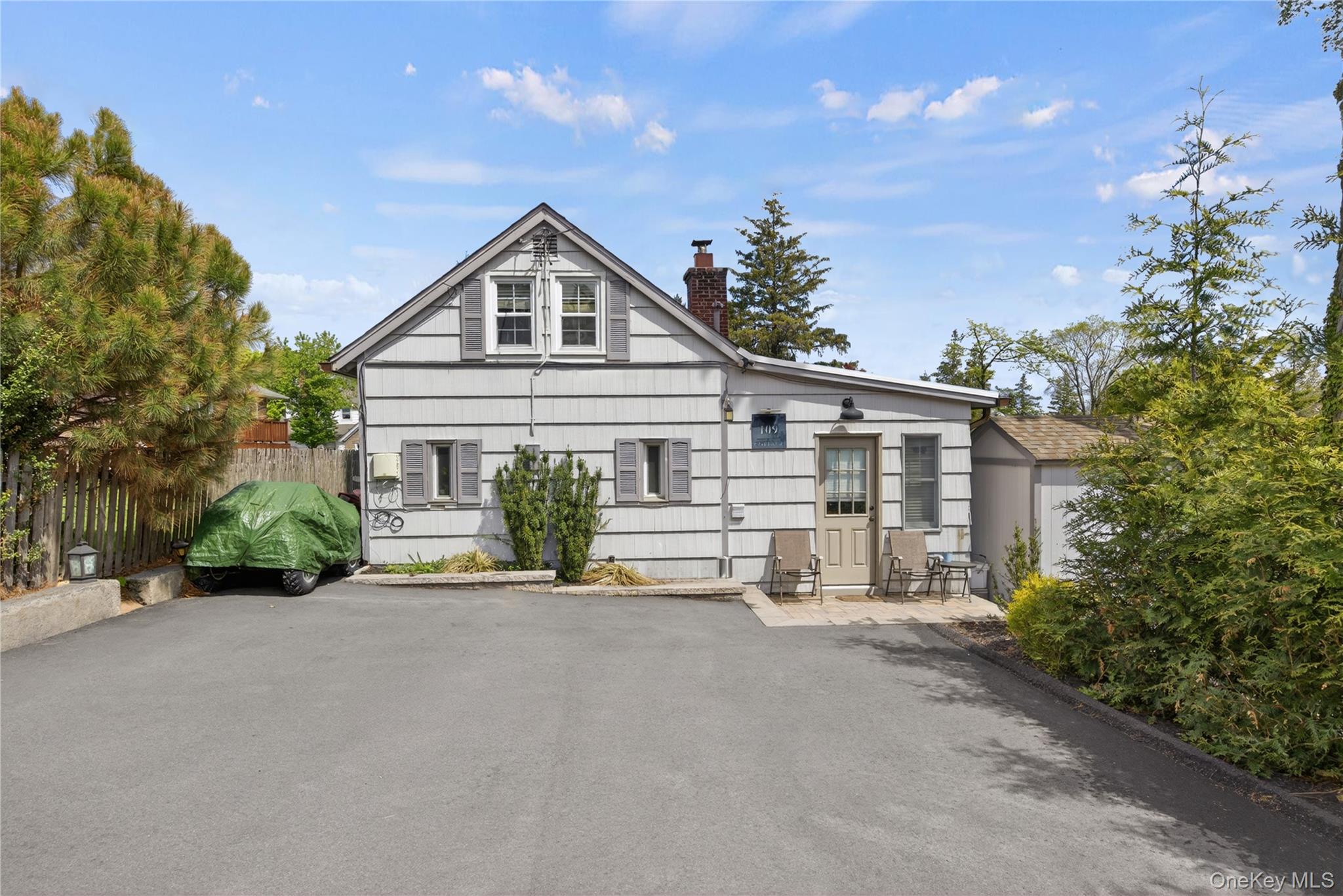 109 W Park Avenue Property Photo 38