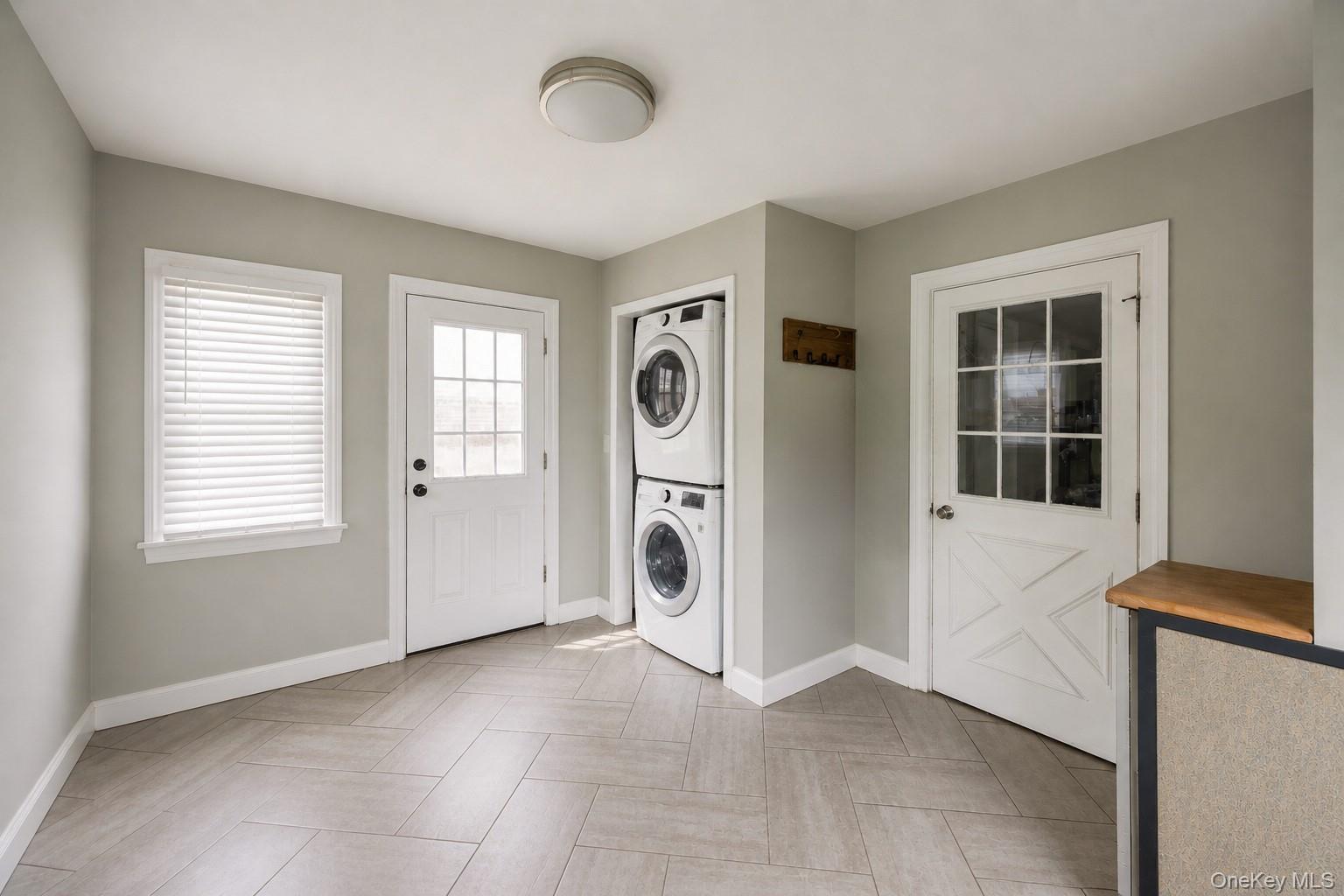 109 W Park Avenue Property Photo 39