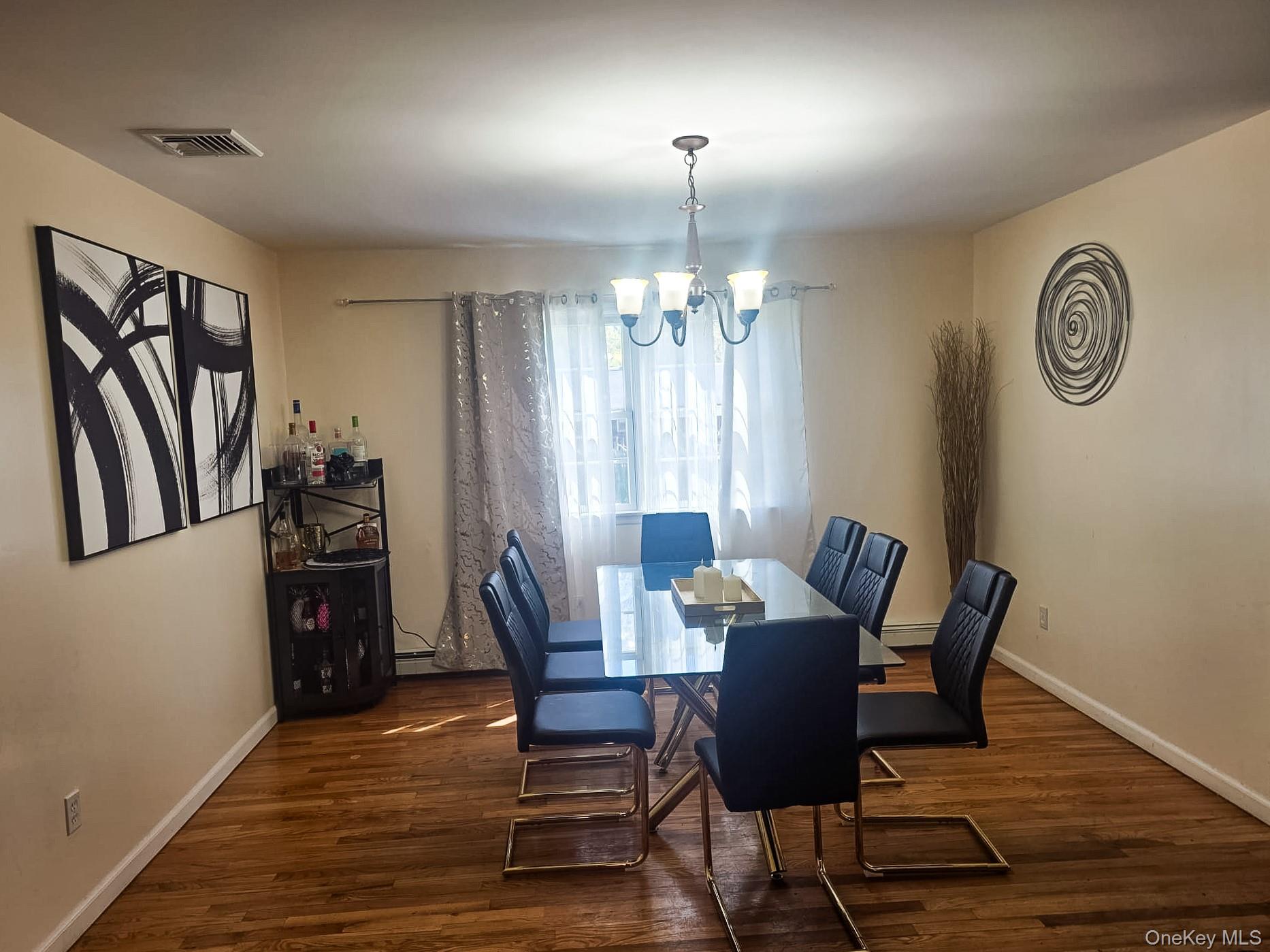 21 Pine Cone Street Property Photo 6