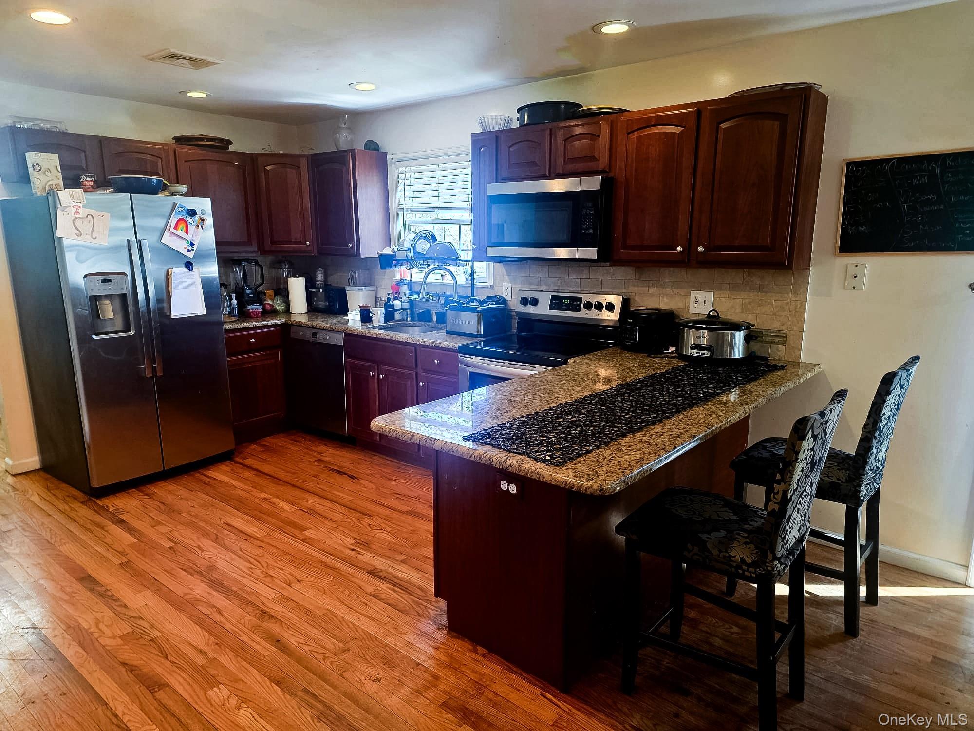21 Pine Cone Street Property Photo 7