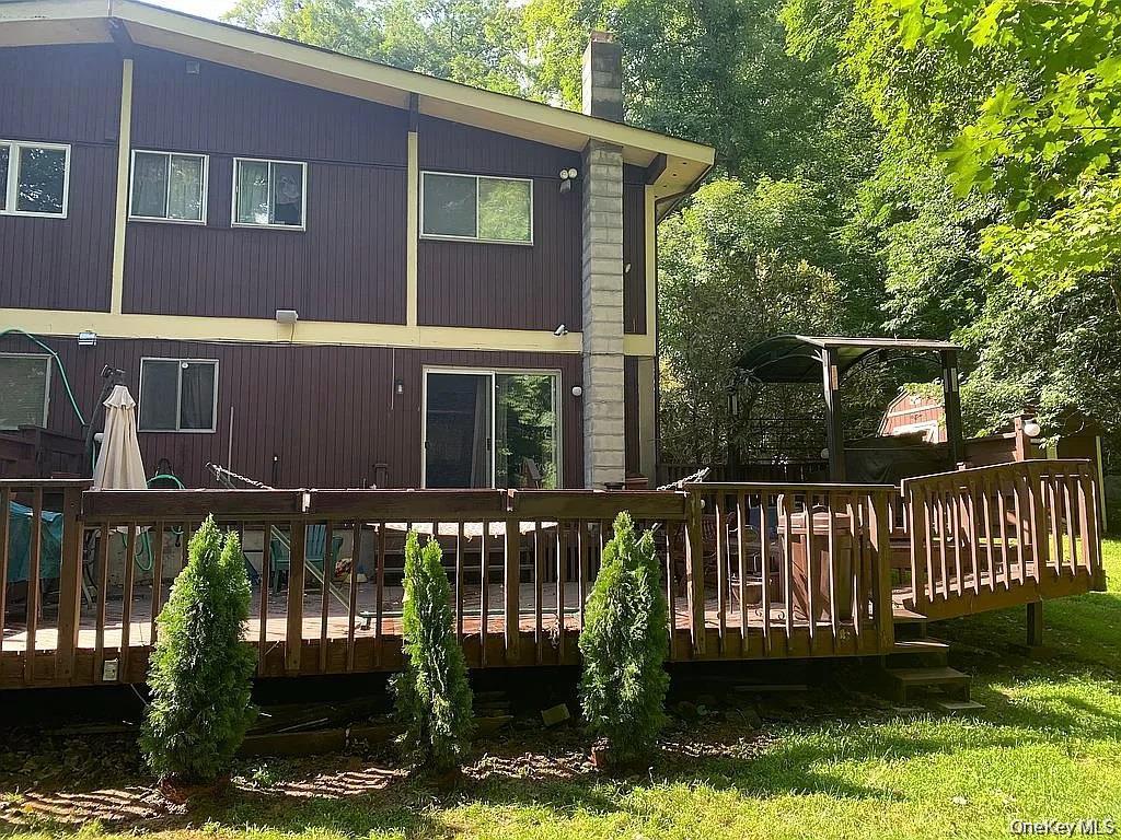 249 Mill River Road Property Photo 20