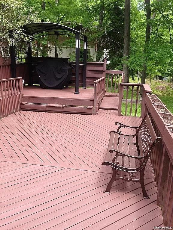 249 Mill River Road Property Photo 21