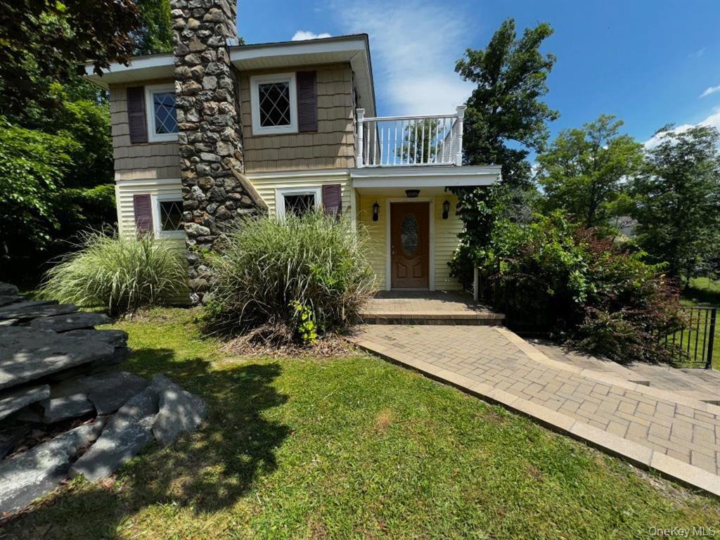 8 Lake Avenue Property Photo 1