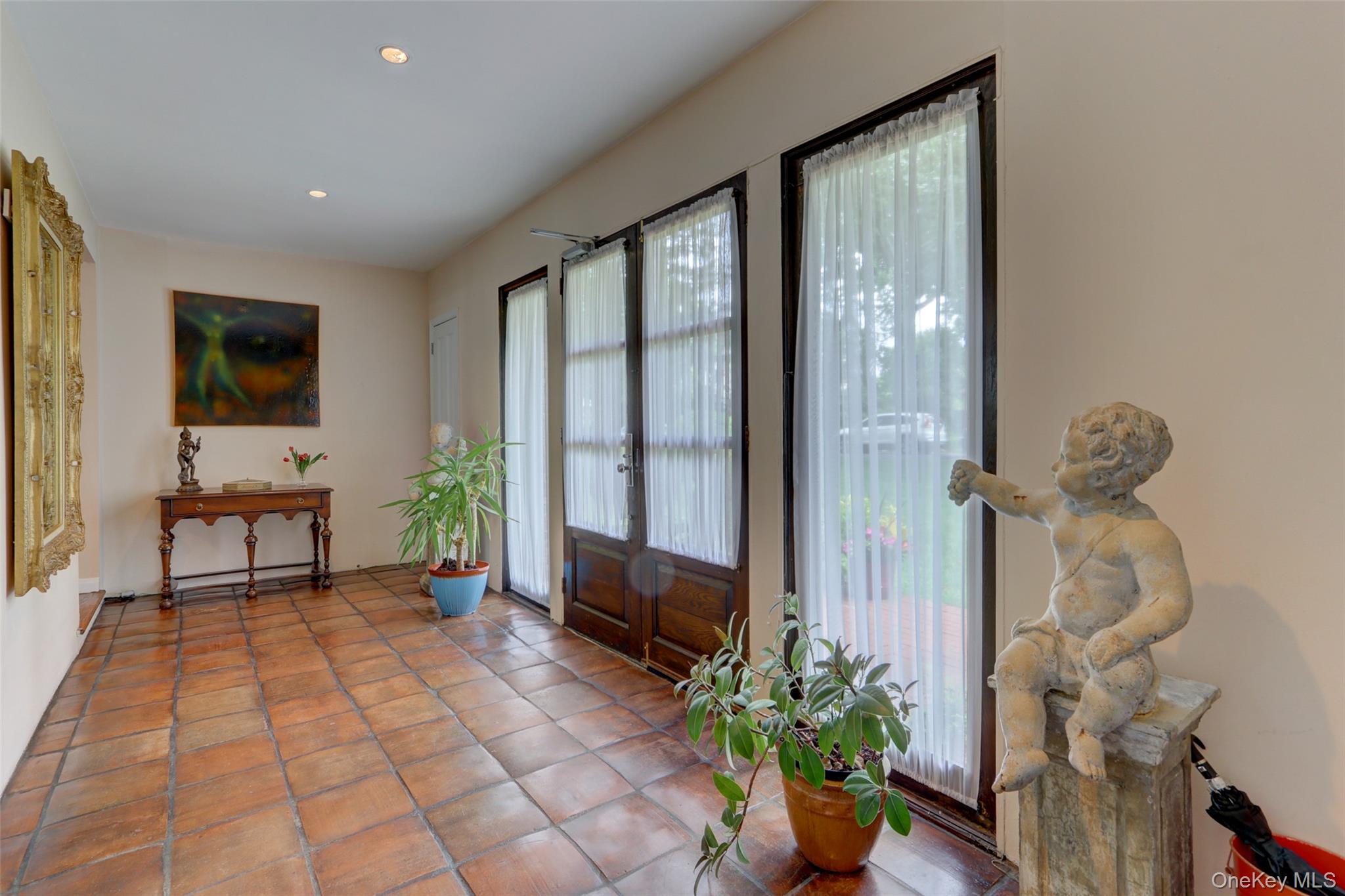71 Knollwood Road Property Photo 2