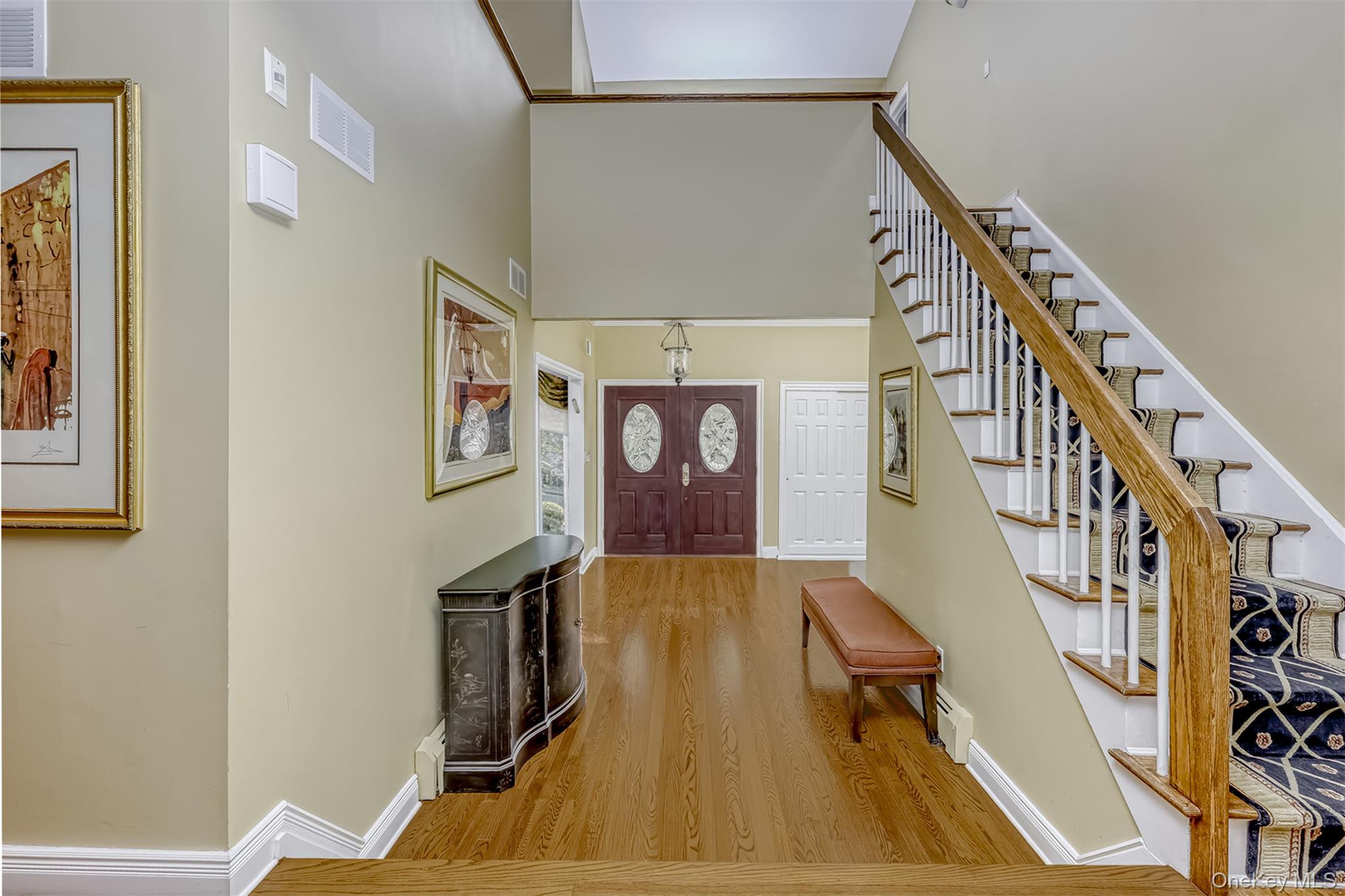 8 Kings Gate Road Property Photo 2