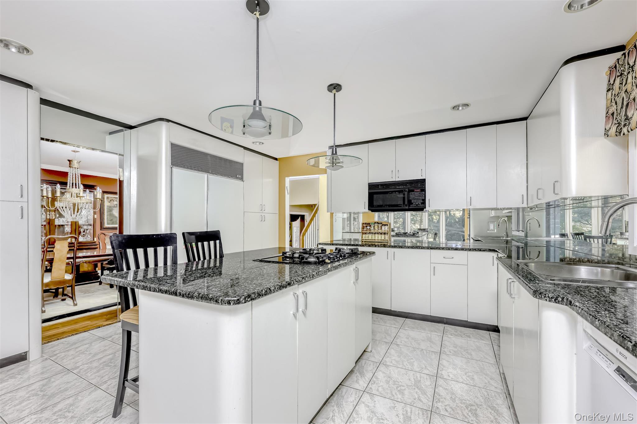 8 Kings Gate Road Property Photo 6