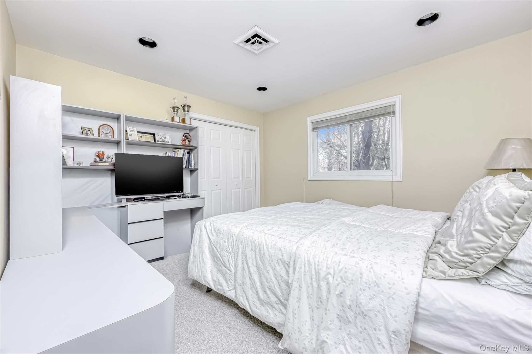 8 Kings Gate Road Property Photo 15