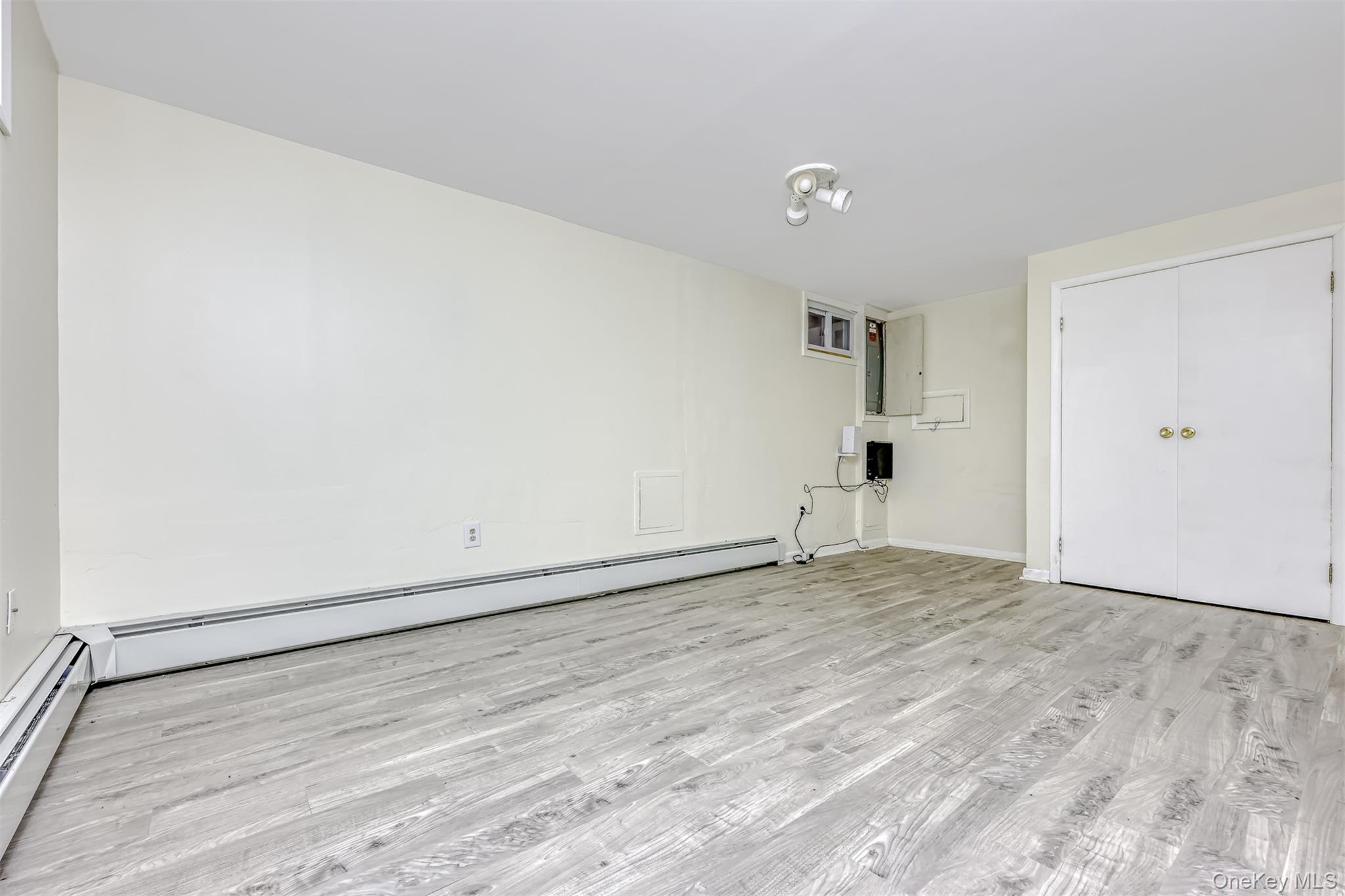 8 Kings Gate Road Property Photo 18
