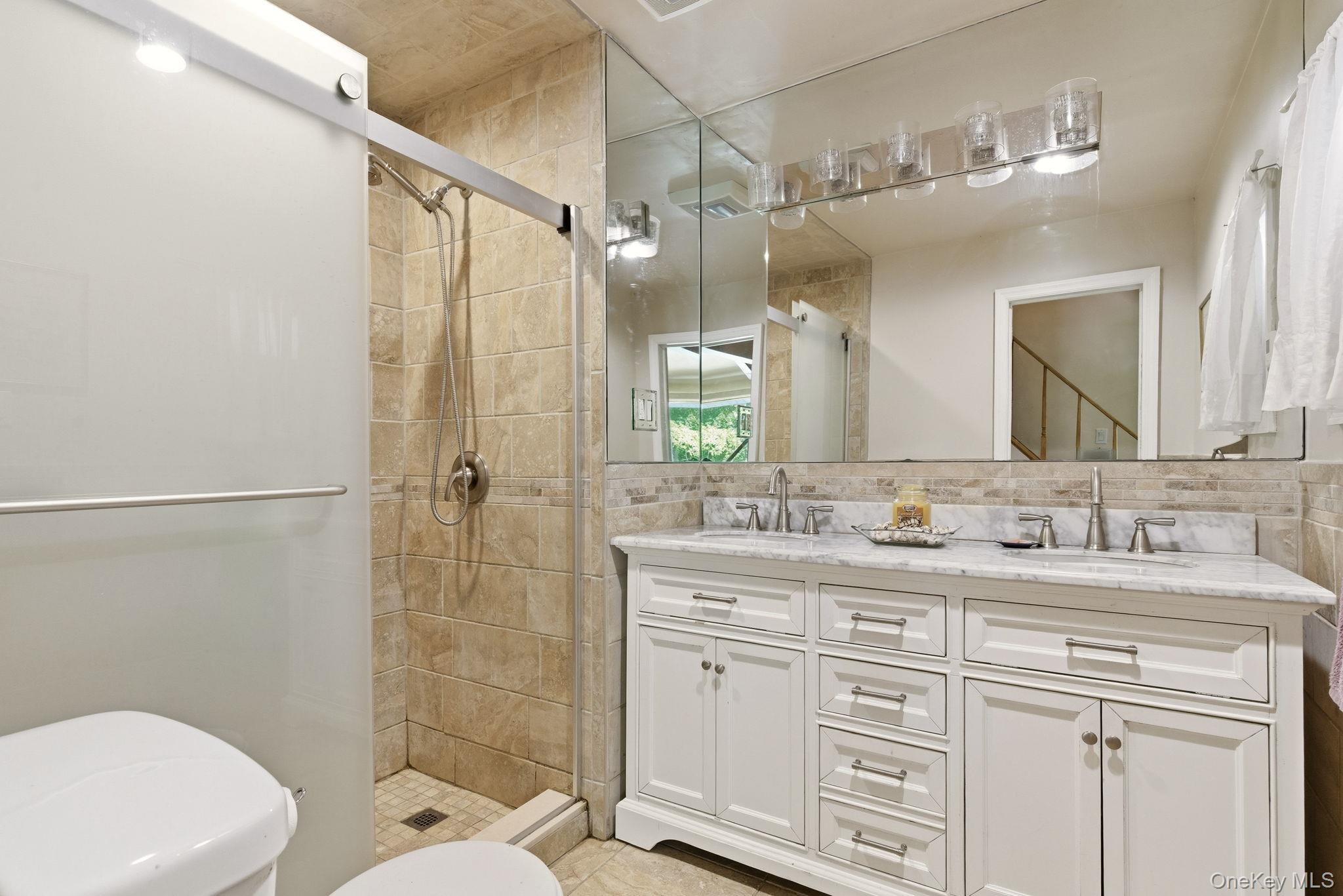 4 Meadowood Court Property Photo 7