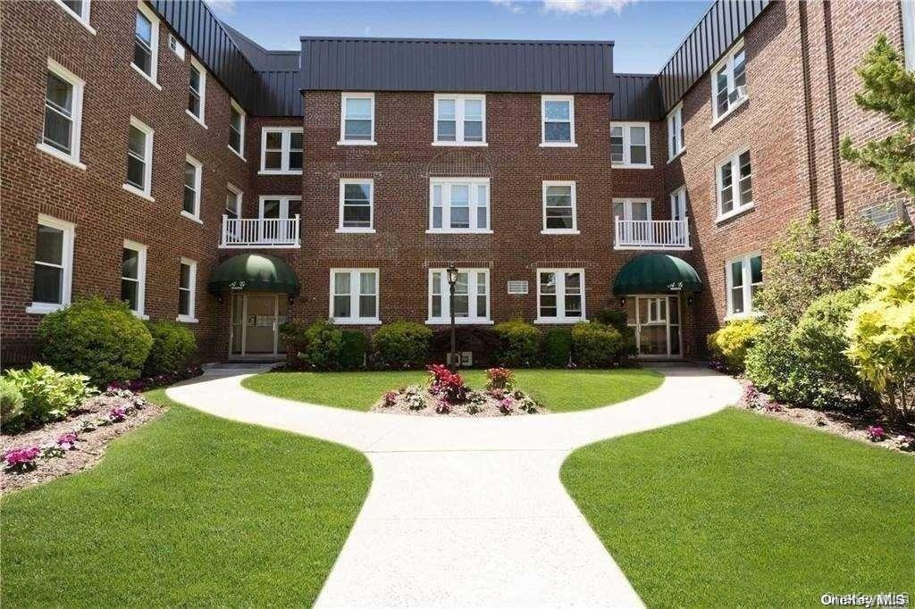 185 Atlantic Avenue B-10 Property Photo 1