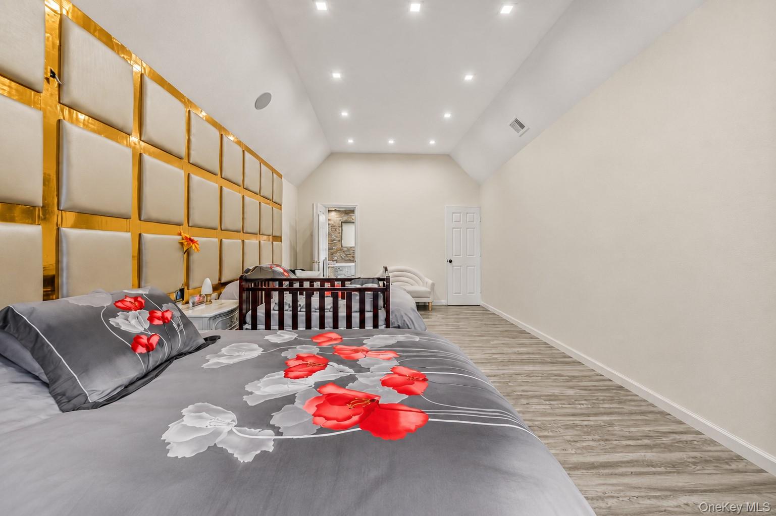 11 Country Hollow Property Photo 19