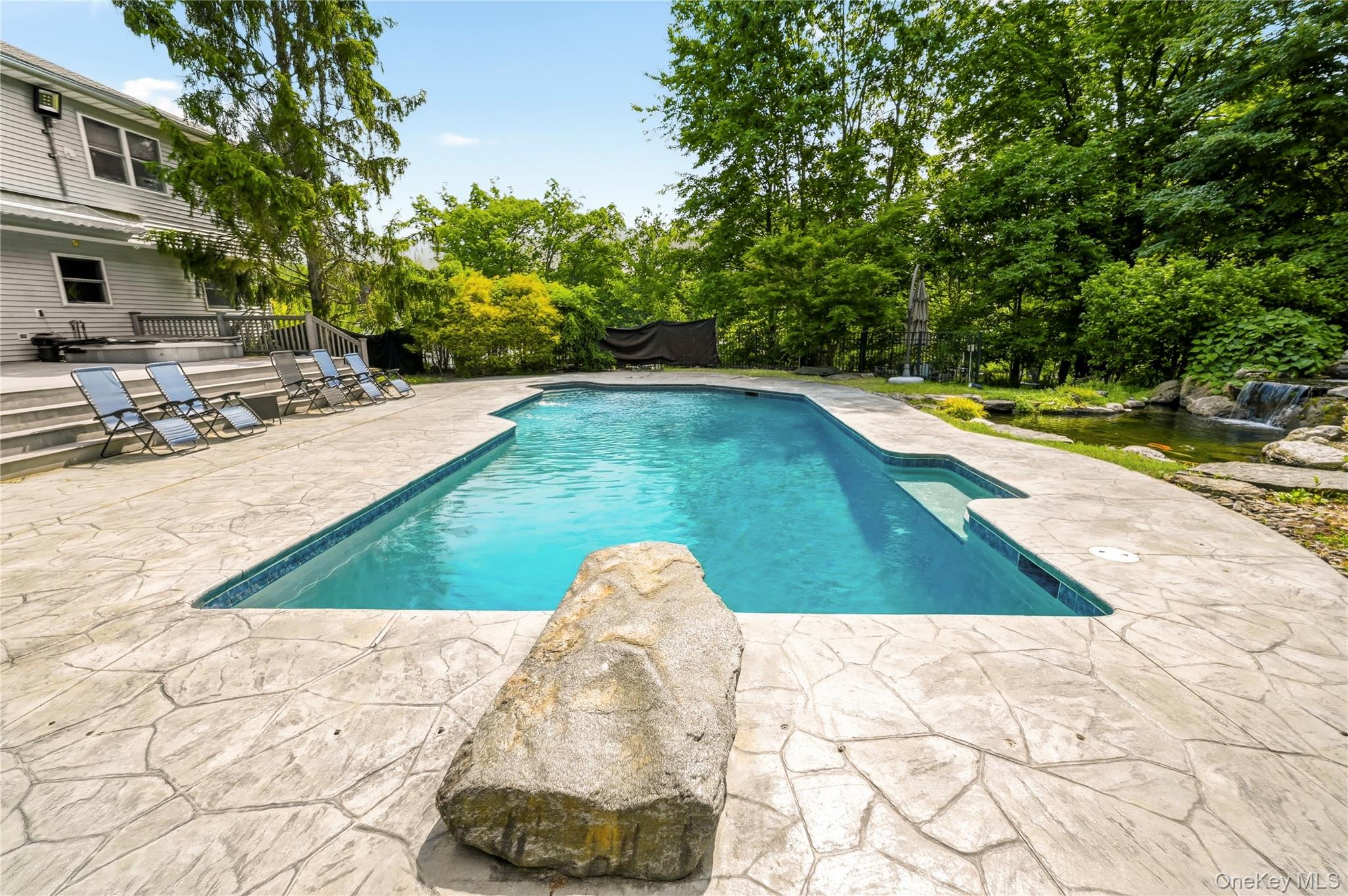 11 Country Hollow Property Photo 40
