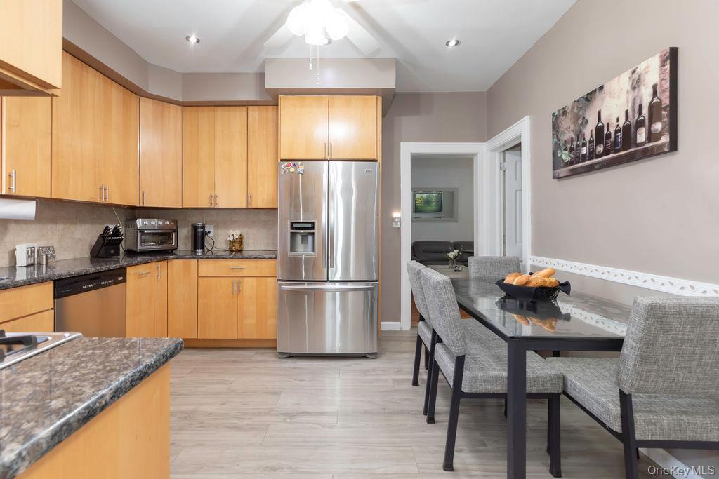 1332 129th Street Property Photo 7