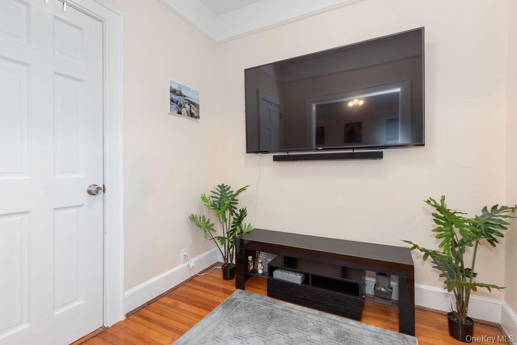 1332 129th Street Property Photo 21