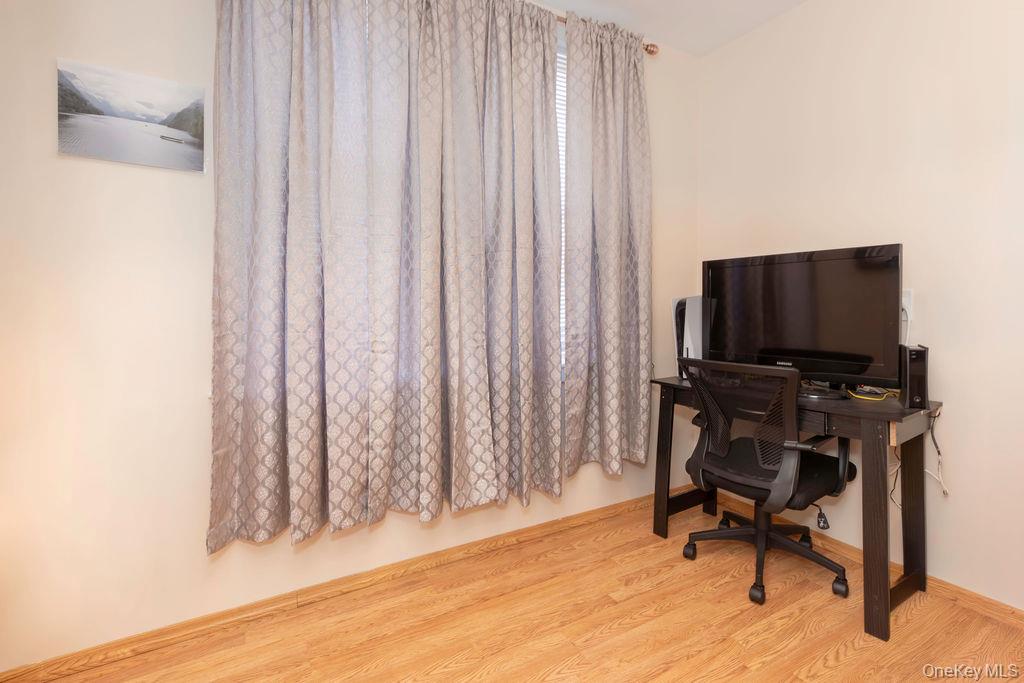 1332 129th Street Property Photo 22