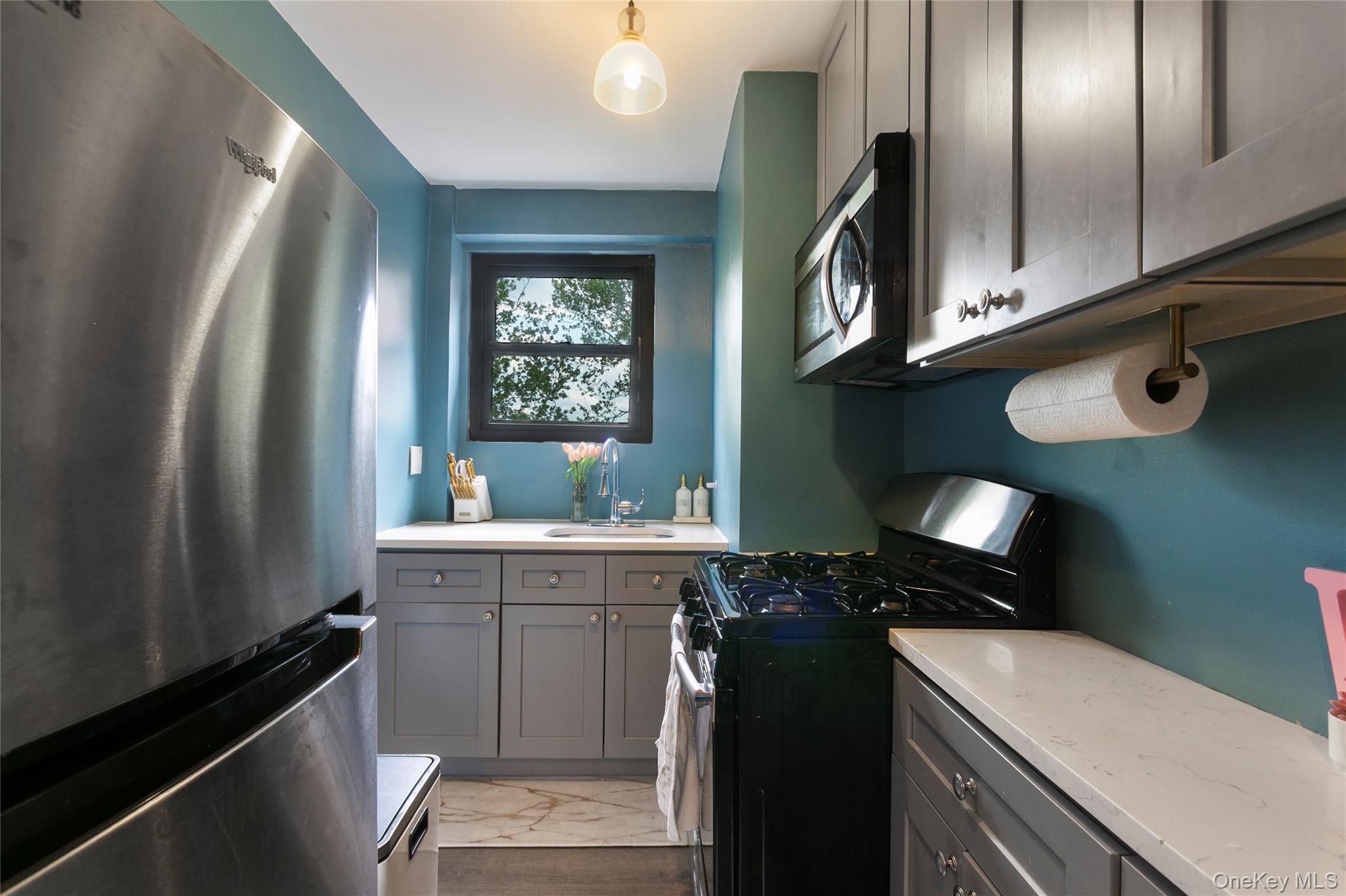 161 Pearsall Drive 6h Property Photo 8