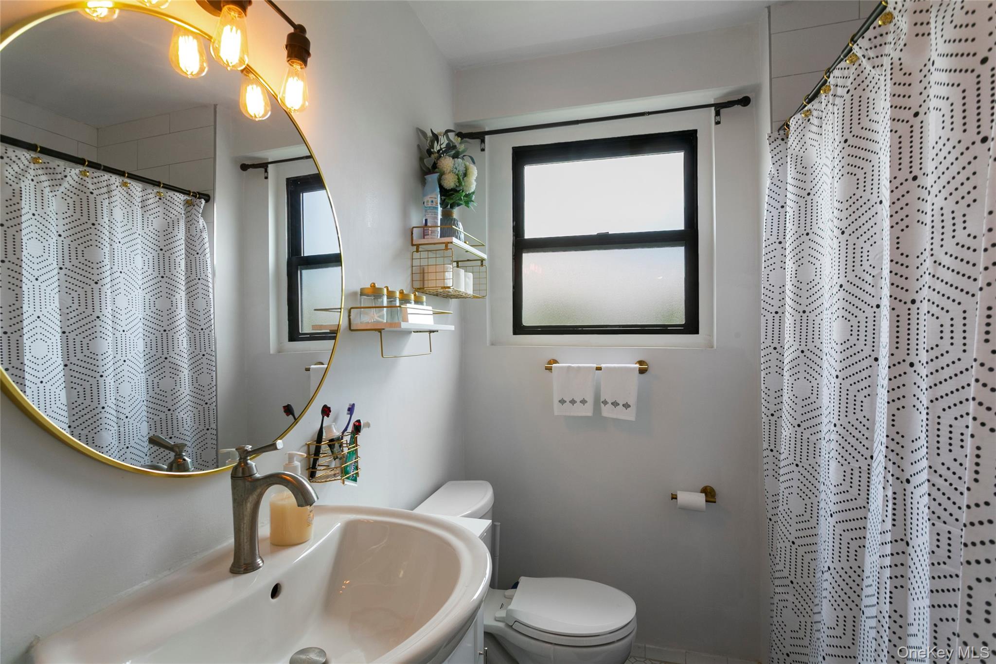 161 Pearsall Drive 6h Property Photo 10