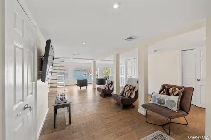 31 Wayne Avenue Property Photo 21