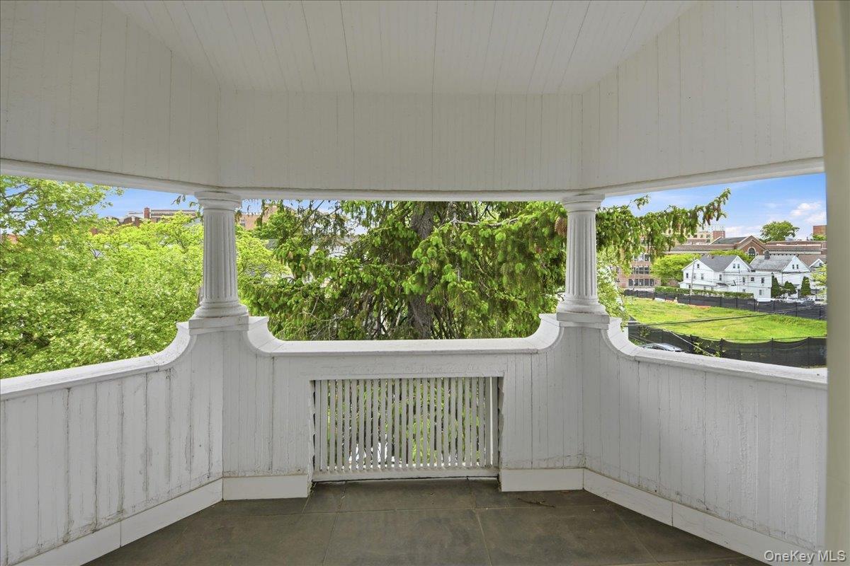 50 S 7th Avenue Property Photo 33