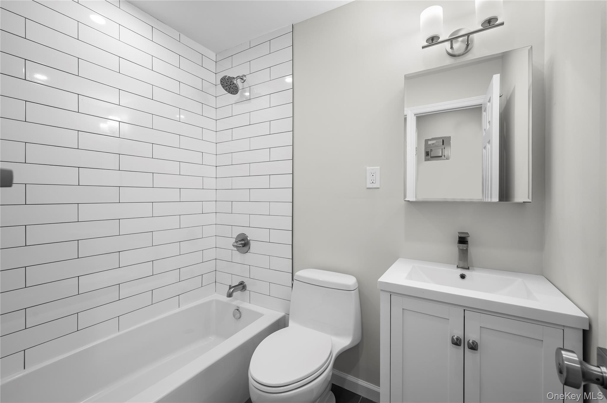2739 Lawton Avenue Property Photo 11