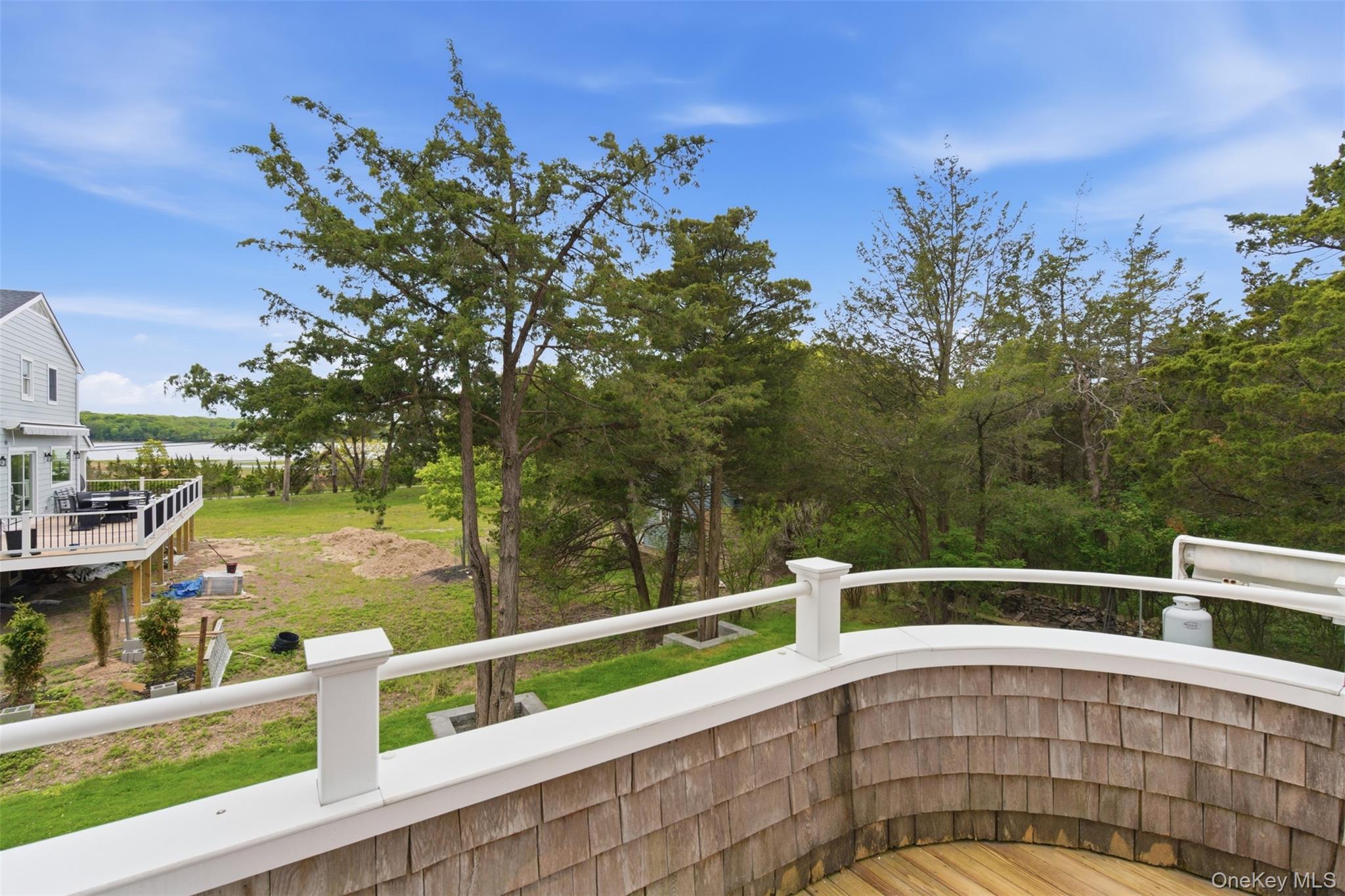 14 Beach Plum Lane Property Photo 2