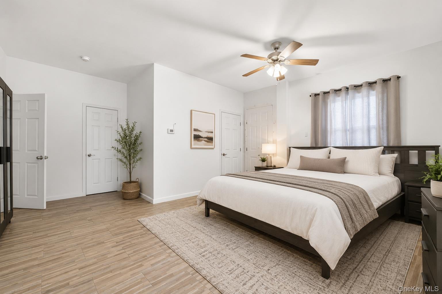 1904 Lacombe Avenue Property Photo 11
