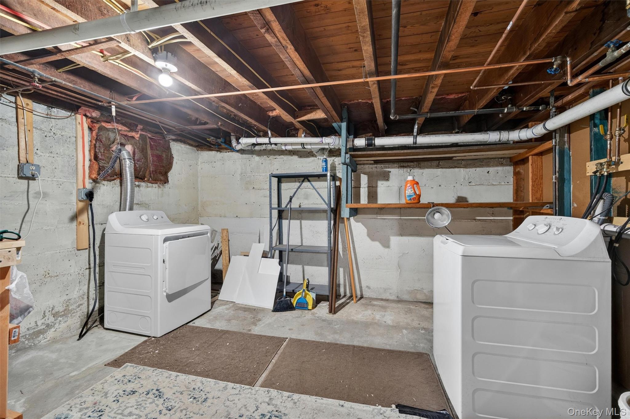 118 W Main Street Property Photo 31