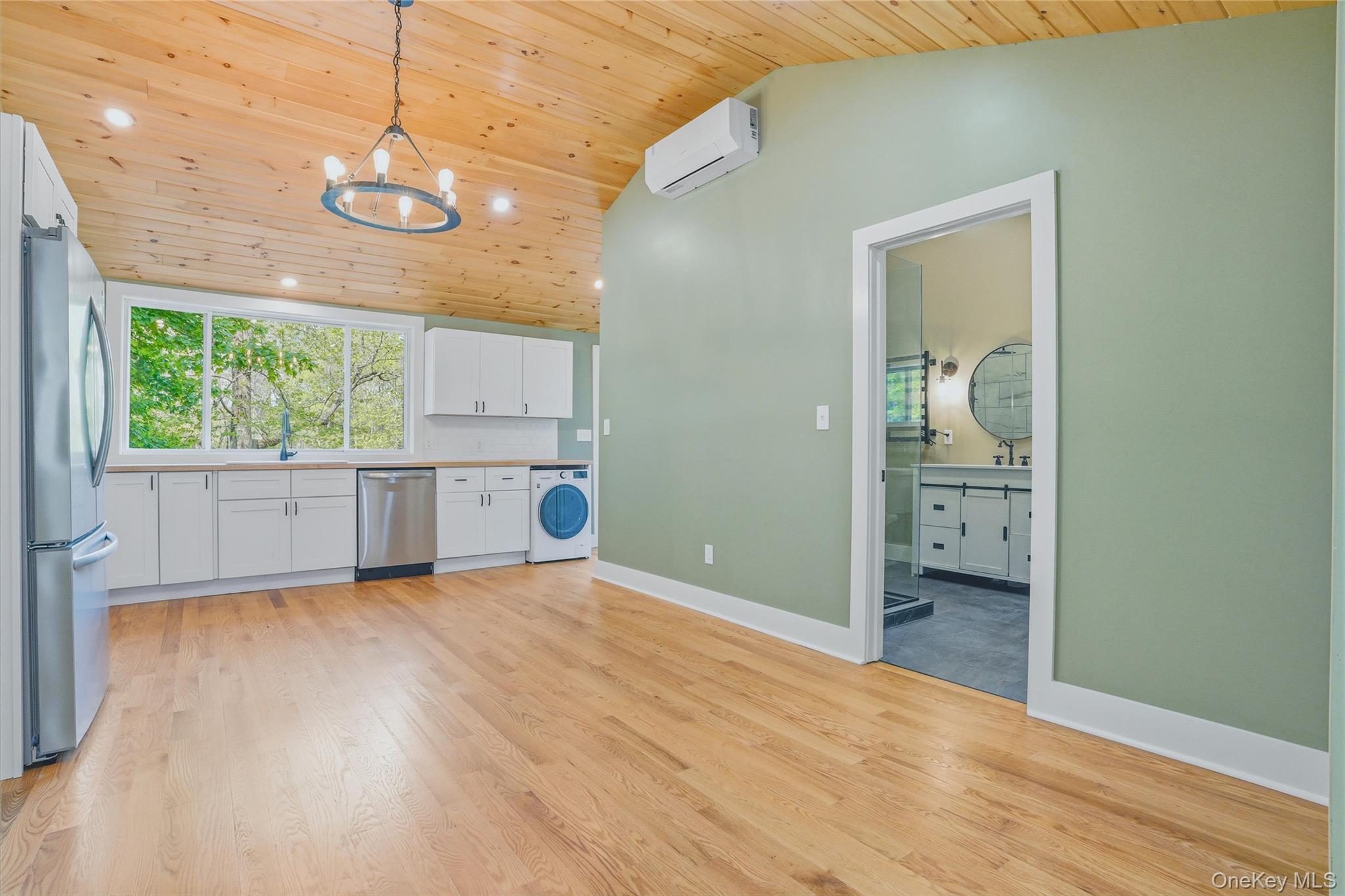 310 Glenerie Boulevard Property Photo 10