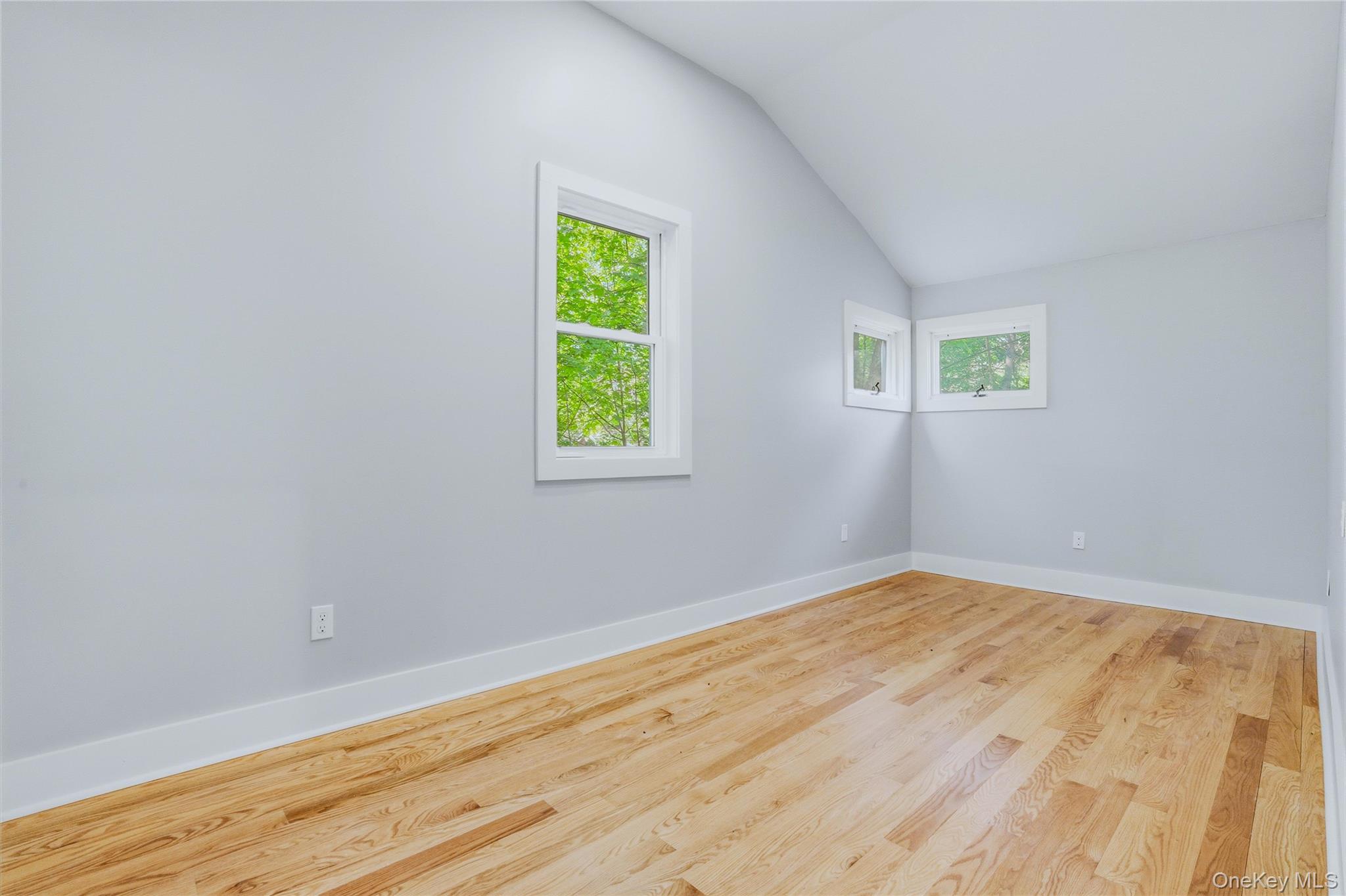310 Glenerie Boulevard Property Photo 20