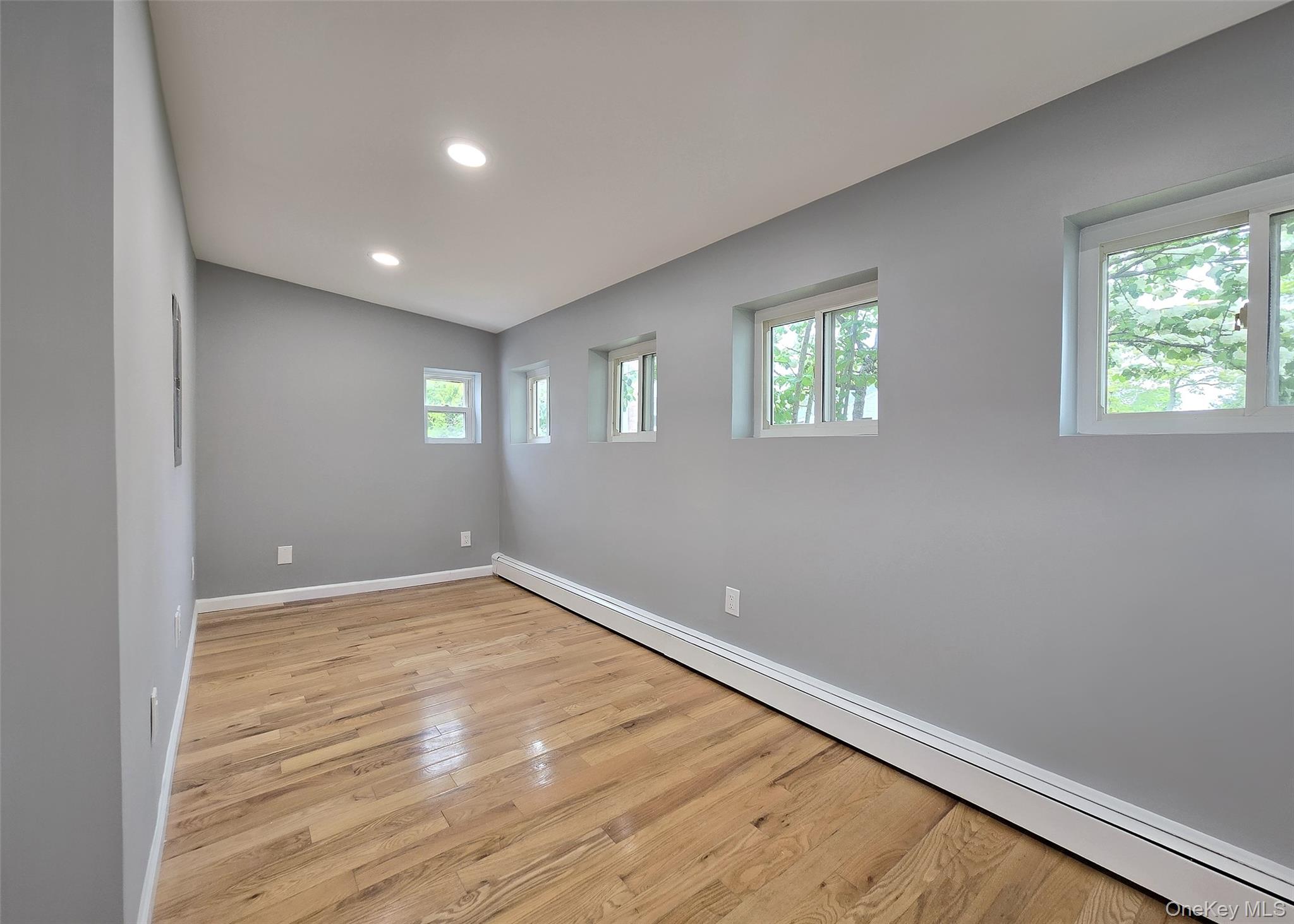 40 Aster Avenue Property Photo 6