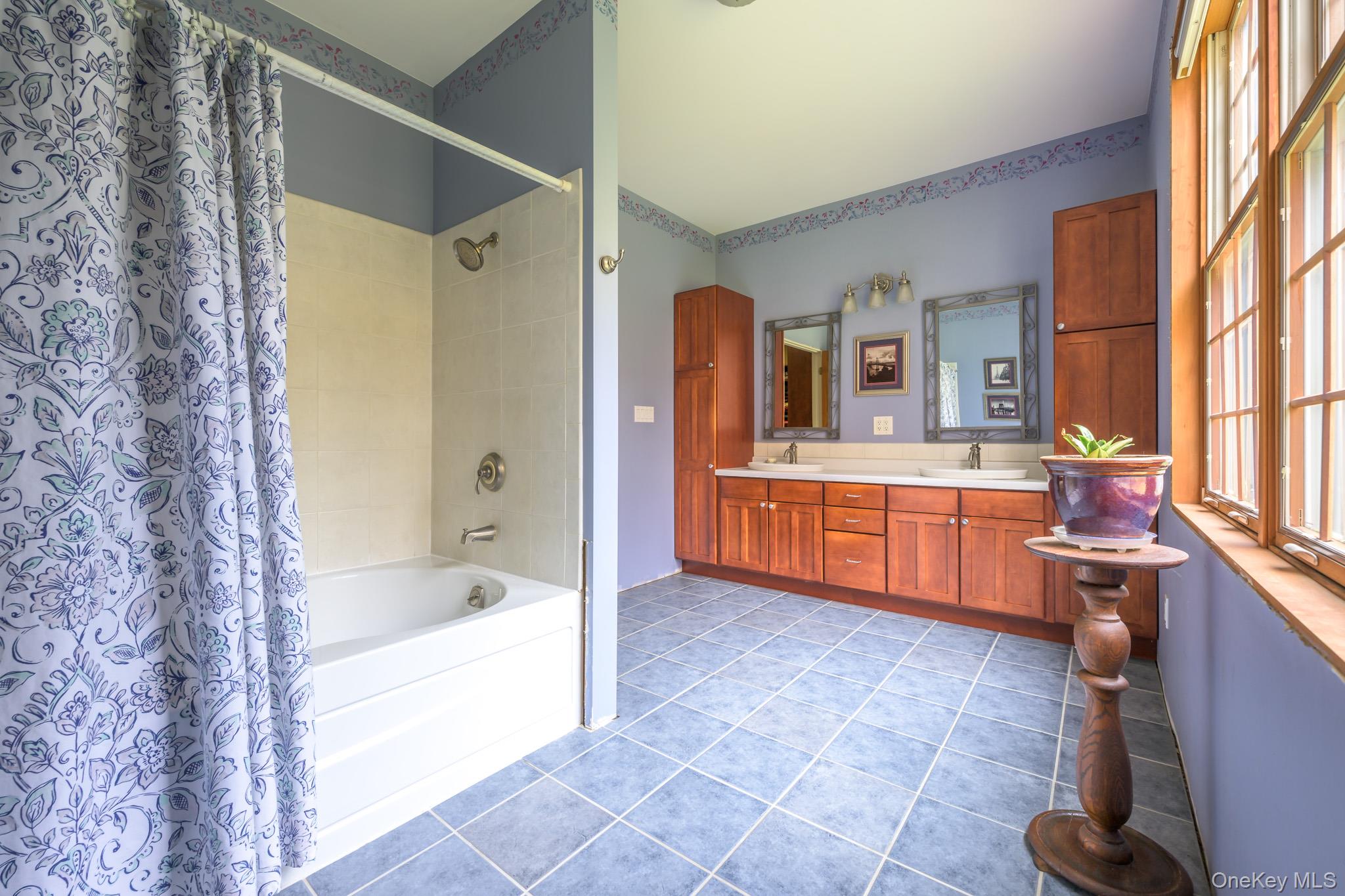 1013 Plank Road Property Photo 14