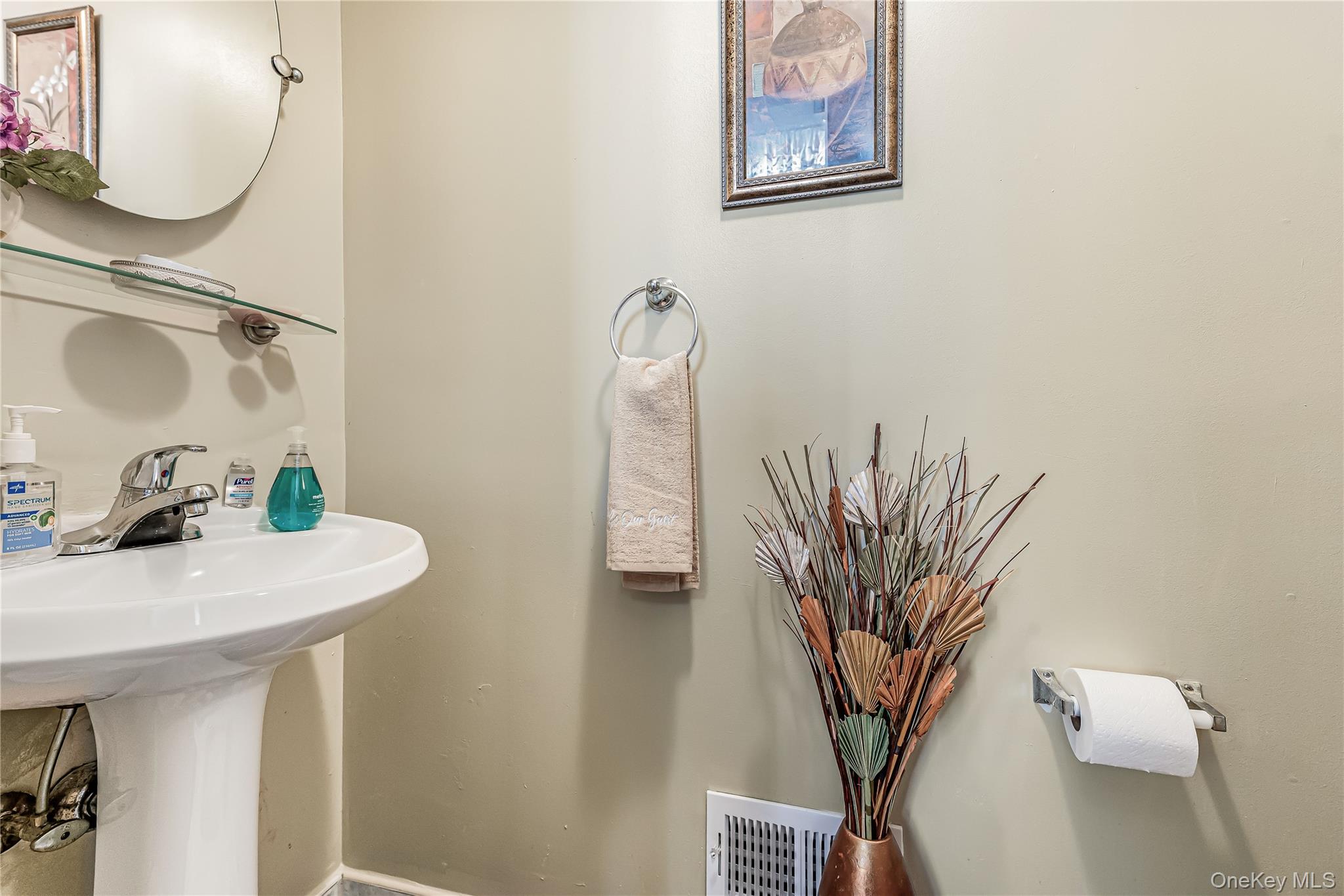 1361 E 66th Street Property Photo 4