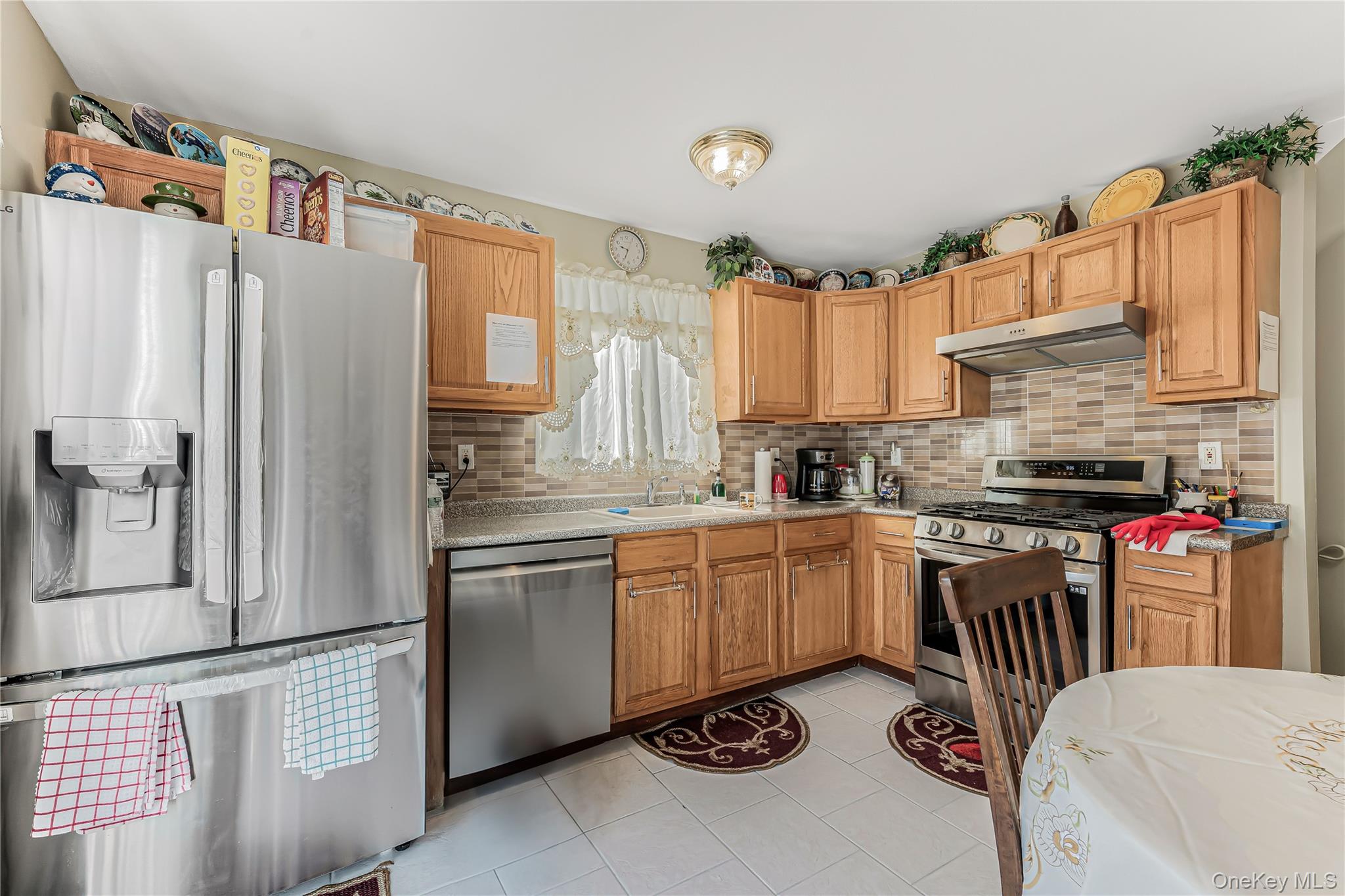 1361 E 66th Street Property Photo 5