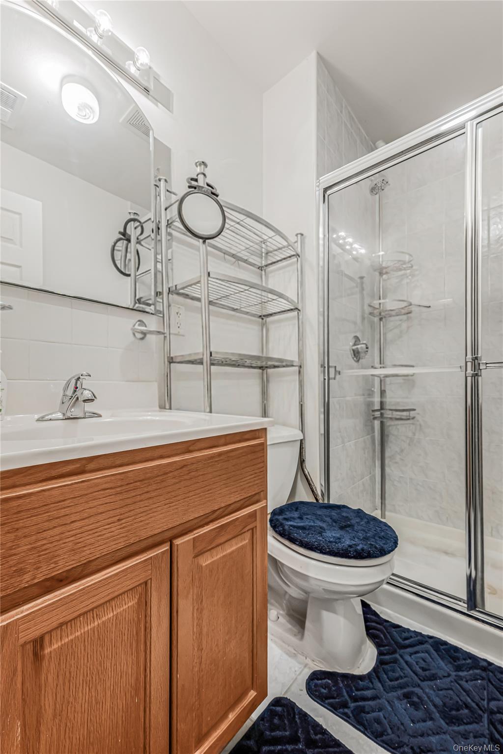1361 E 66th Street Property Photo 10