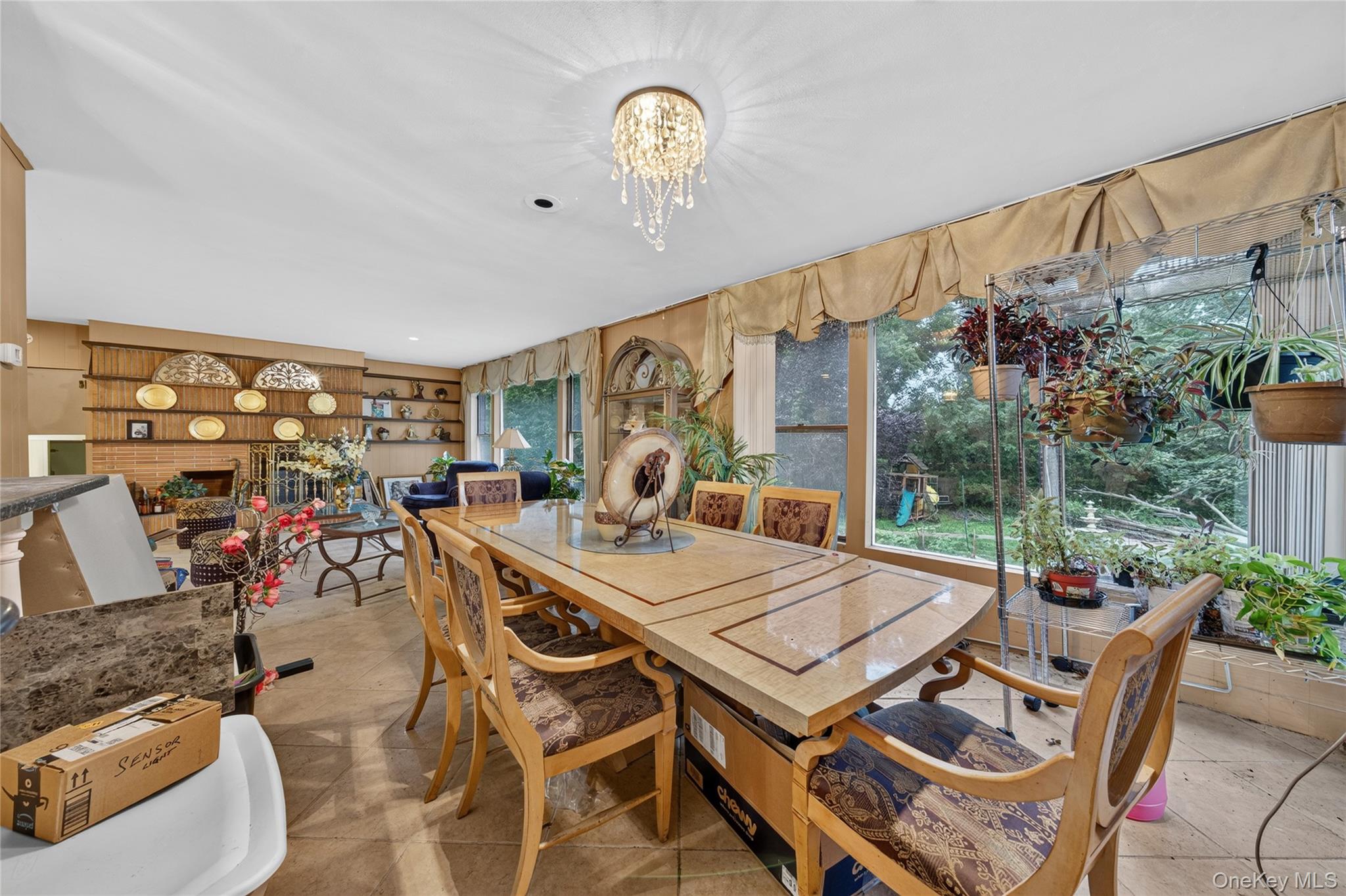 445 Nassau Boulevard Property Photo 4