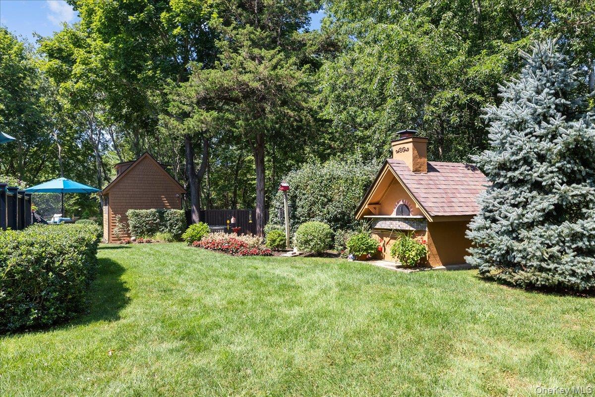 595 Greenfields Lane Property Photo 36