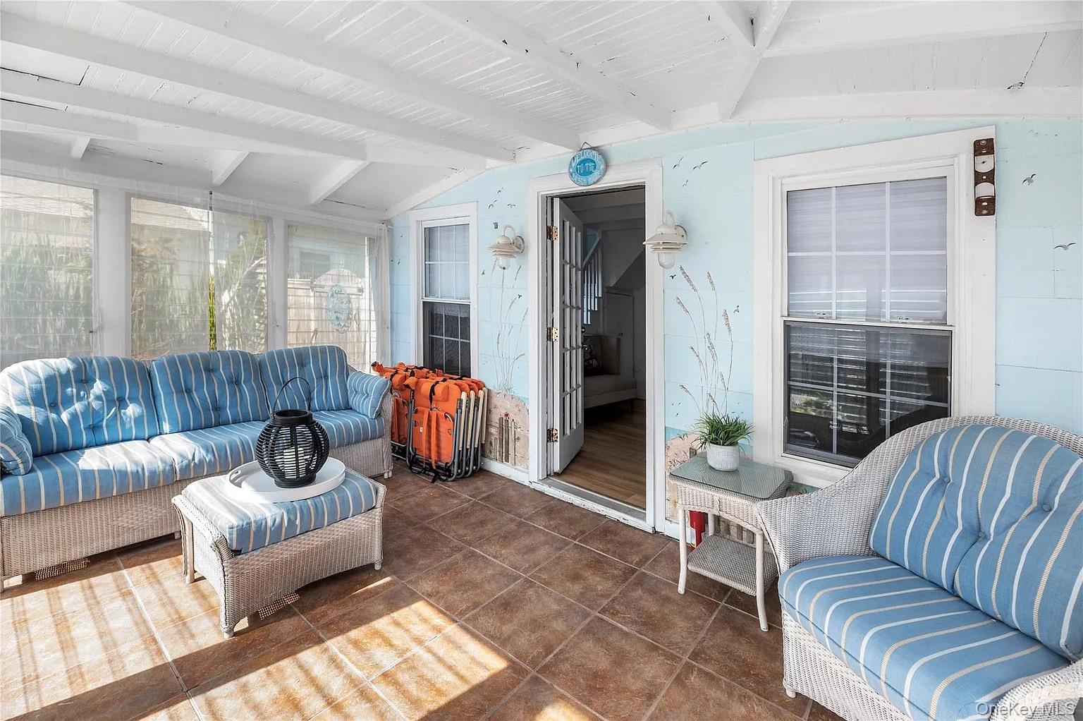 291 Cottage Walk Property Photo 15
