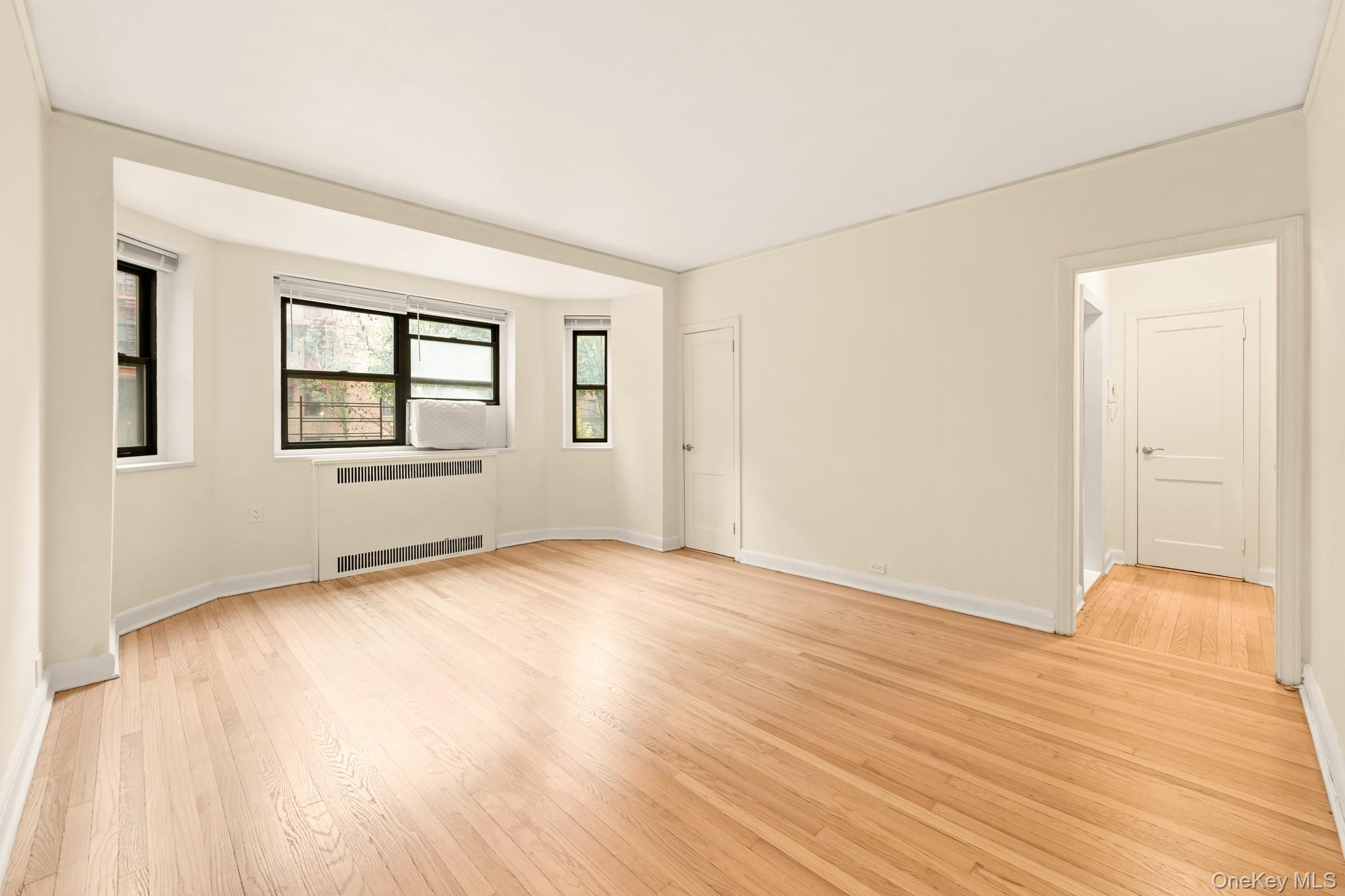 34-21 78th Street 1h Property Photo 3