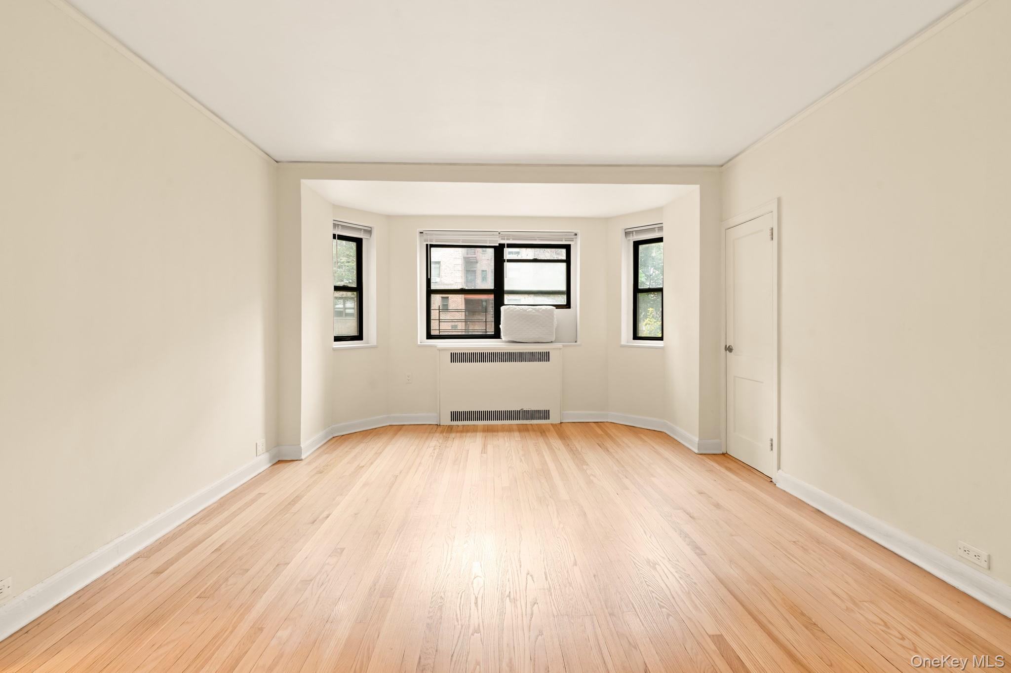 34-21 78th Street 1h Property Photo 4