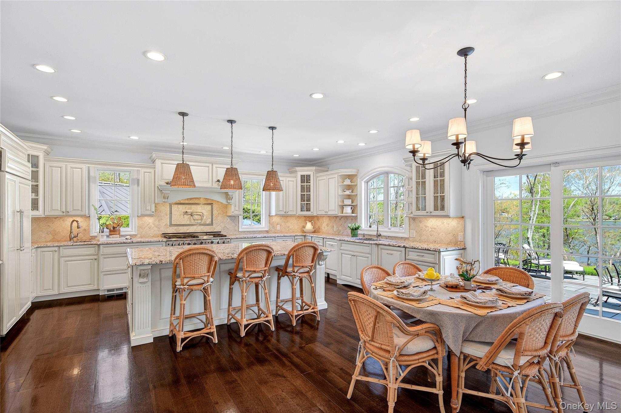 6 Brookside Lane Property Photo 8