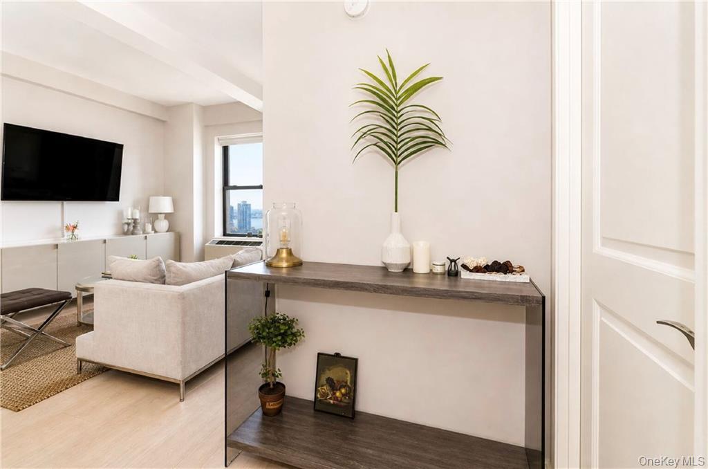 20 West Street 40a Property Photo 3